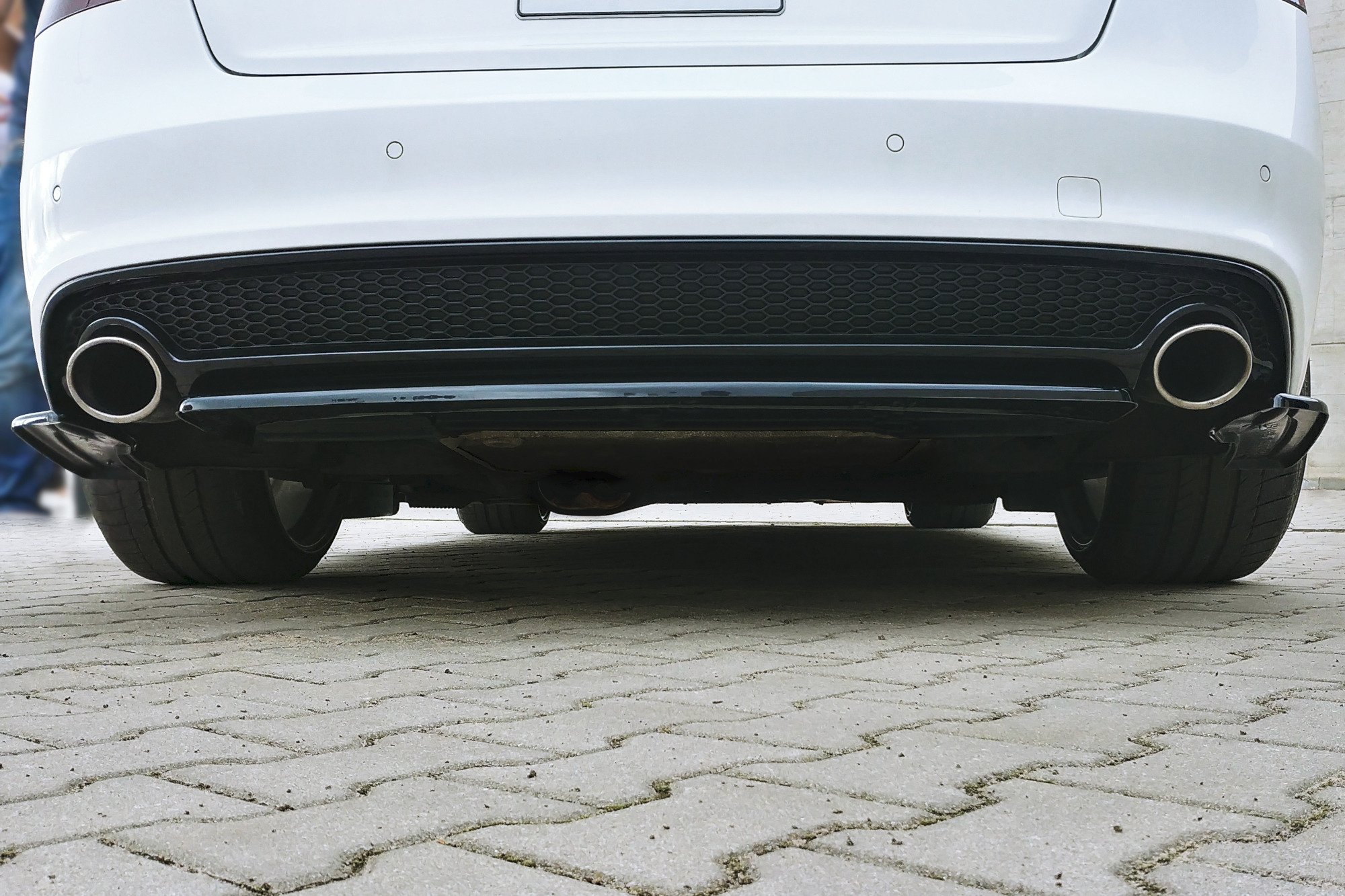 Central Rear Splitter Audi A5 S-line 8T FL Coupe / Sportback (2011-2016) - 2