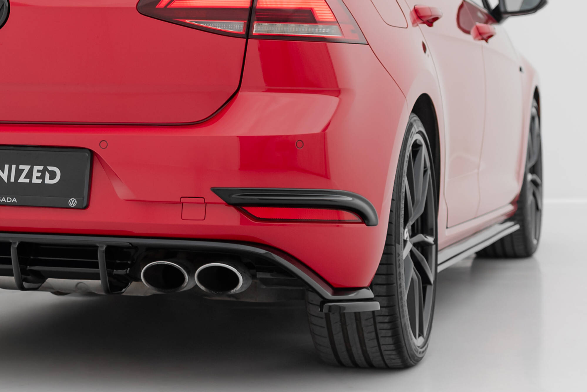Rear Frames For Lights VW Golf 7 R / R-Line Facelift - 2