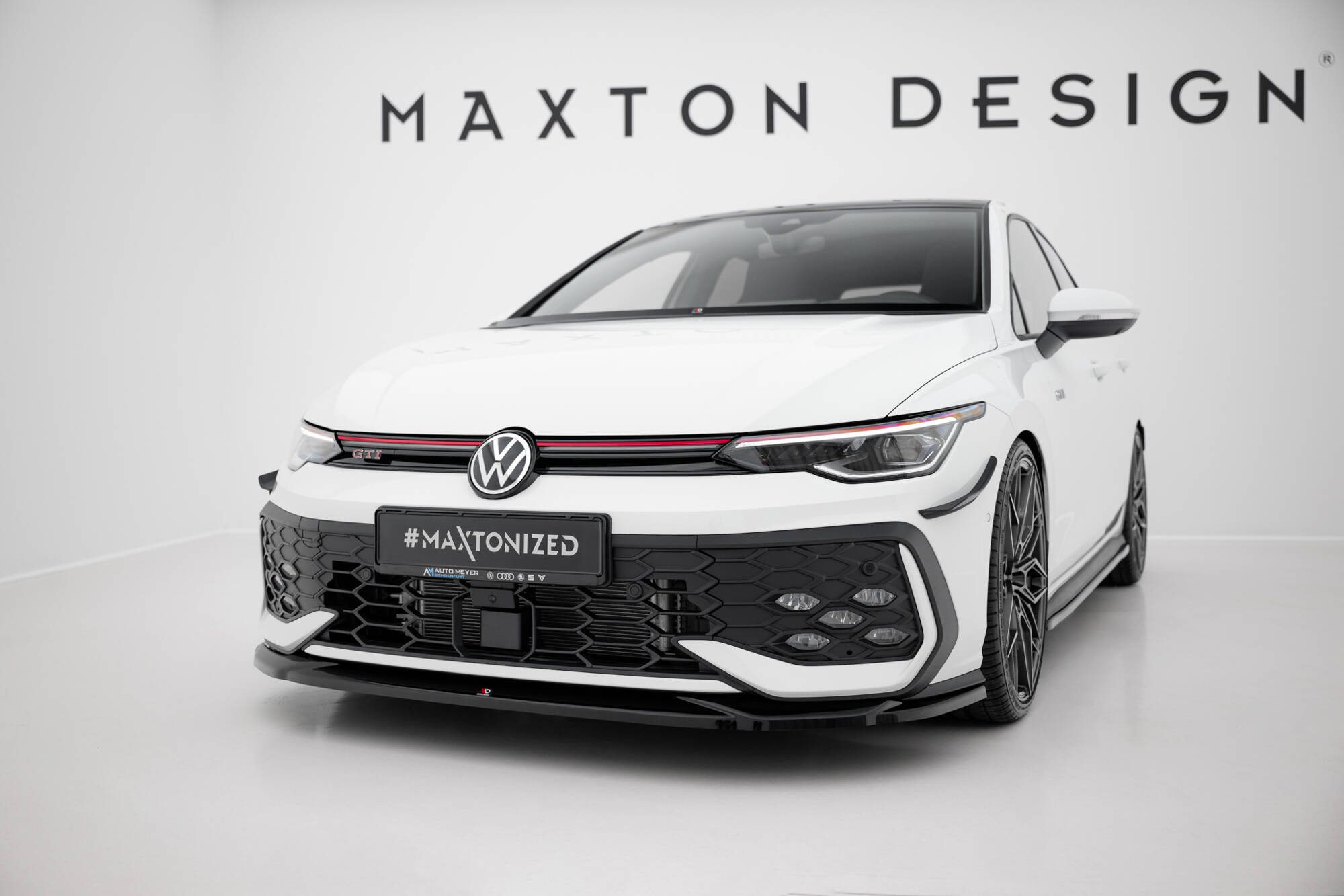 FRONTLÄPP V.4 TILL VOLKSWAGEN GOLF GTI / GTE / R-LINE MK8 FACELIFT – MAXTON DESIGN - 5