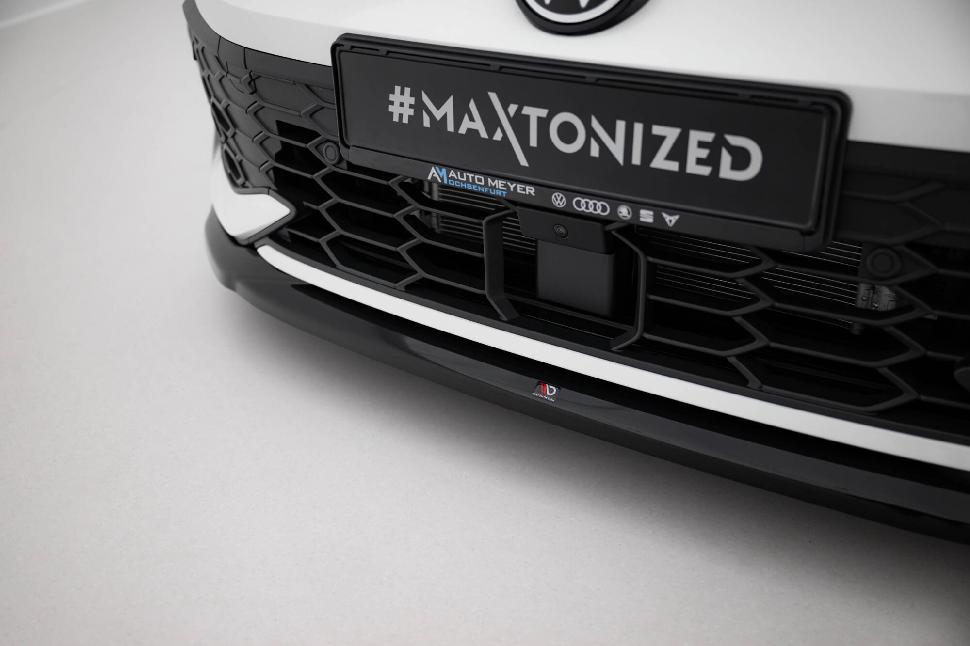FRONTLÄPP V.4 TILL VOLKSWAGEN GOLF GTI / GTE / R-LINE MK8 FACELIFT – MAXTON DESIGN - 4