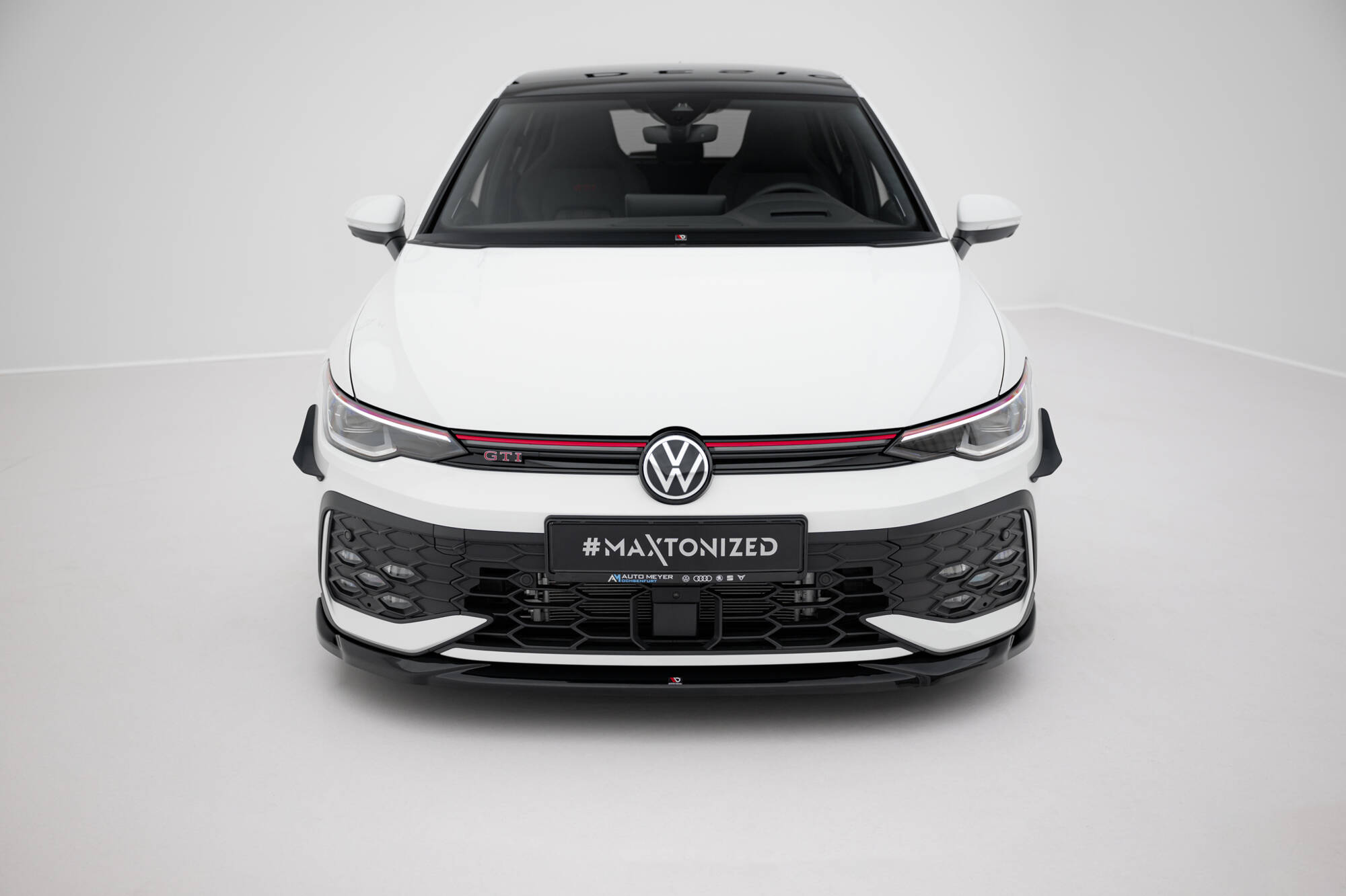FRONTLÄPP V.4 TILL VOLKSWAGEN GOLF GTI / GTE / R-LINE MK8 FACELIFT – MAXTON DESIGN - 2