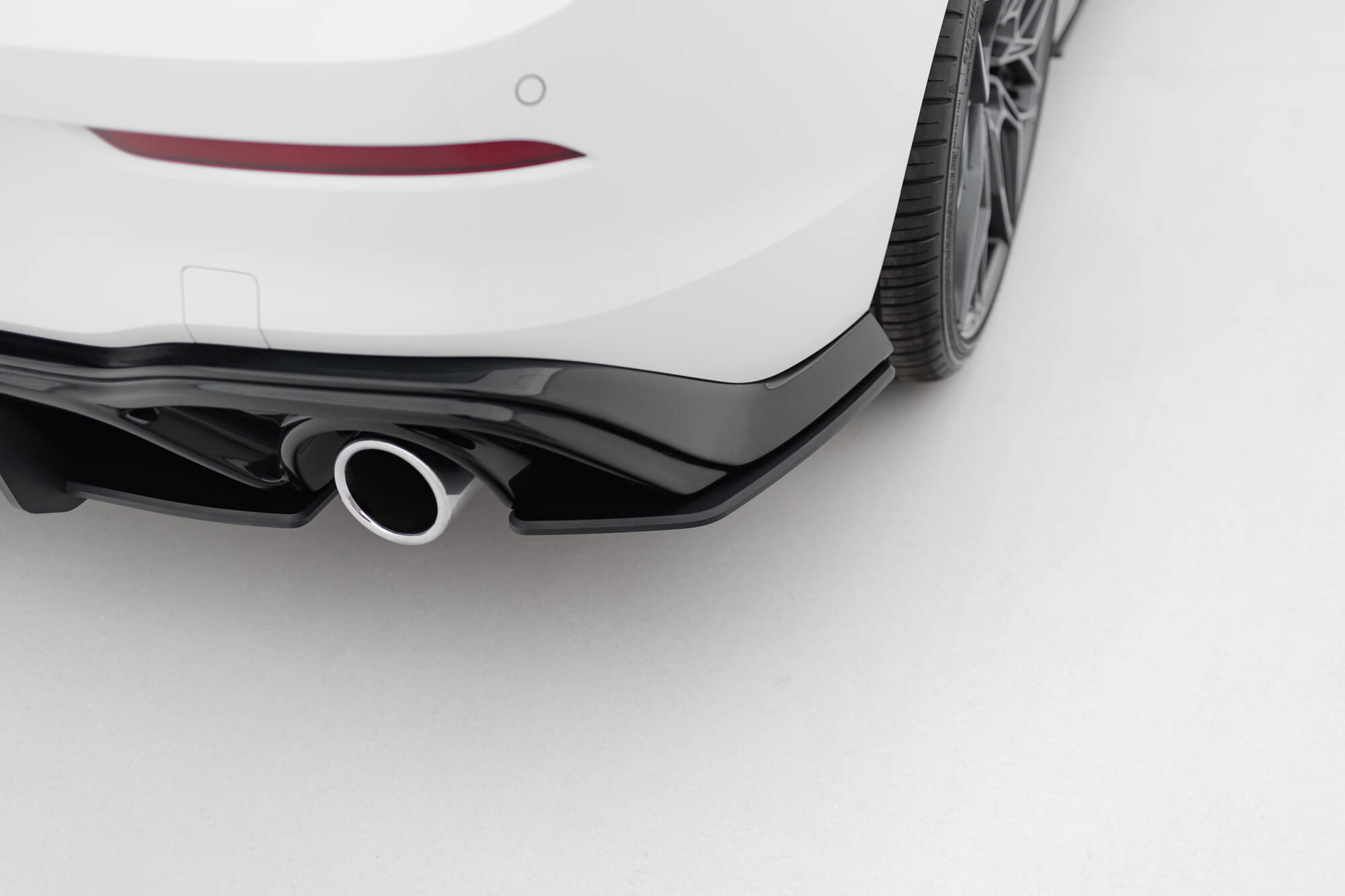 STREET PRO BAKRE SIDOSPLITTERS V.1 TILL VOLKSWAGEN GOLF GTI MK8 TILL MED : VW-GO-8-GTI-RS2G – MAXTON DESIGN - 5