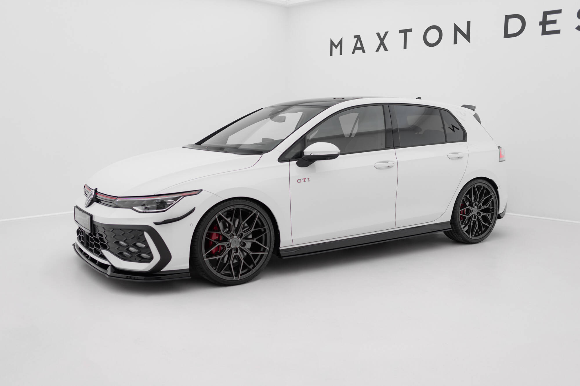 STREET PRO SIDOSPLITTERS V.2 TILL VOLKSWAGEN GOLF GTI / GTE / GTI CLUBSPORT / R-LINE MK8 – MAXTON DESIGN - 3