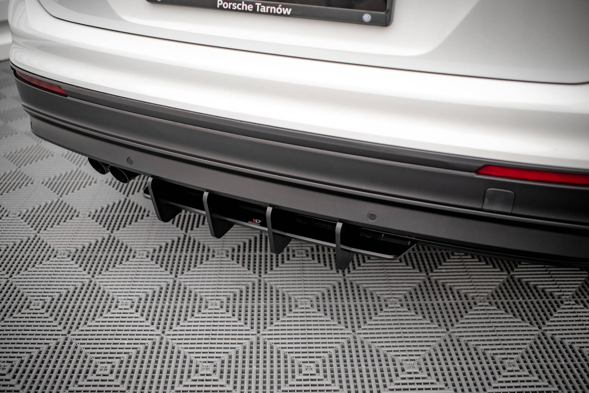 STREET PRO REAR DIFFUSER SUITABLE FOR VOLKSWAGEN TIGUAN MK2 – MAXTON DESIGN - 3