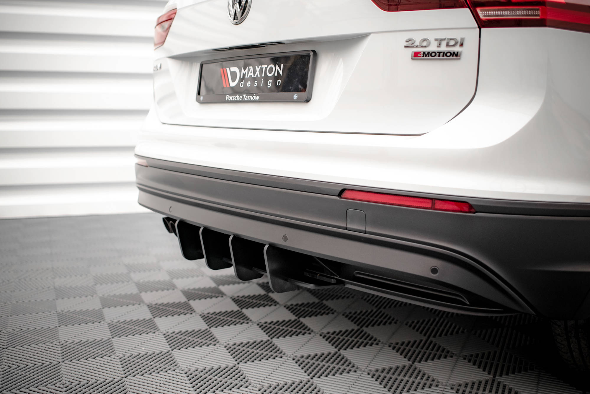 STREET PRO REAR DIFFUSER SUITABLE FOR VOLKSWAGEN TIGUAN MK2 – MAXTON DESIGN - 2