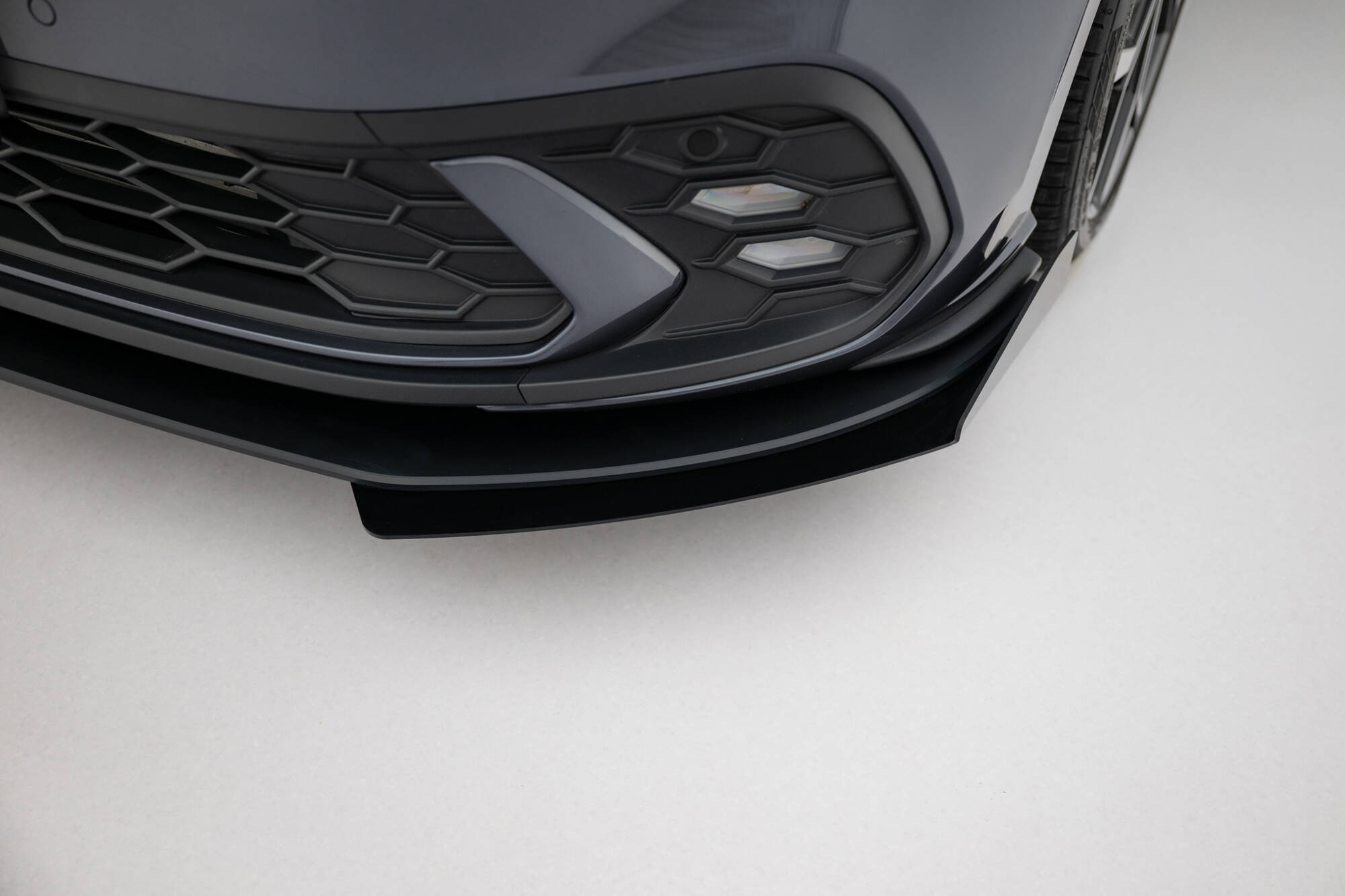 FRONT FLAPS SUITABLE FOR VOLKSWAGEN POLO GTI MK6 FACELIFT – MAXTON DESIGN - 5