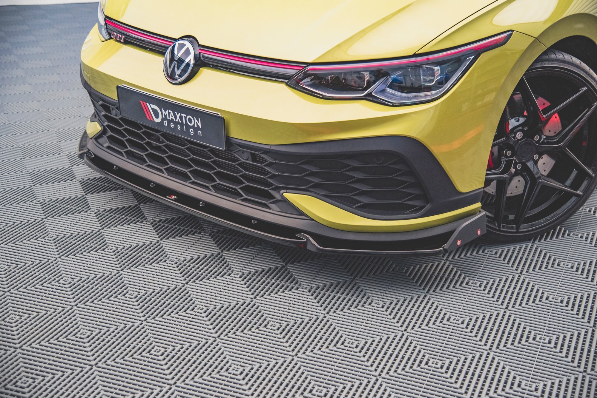 Front Splitter V.1 + Flaps VW Golf 8 GTI Clubsport - 4