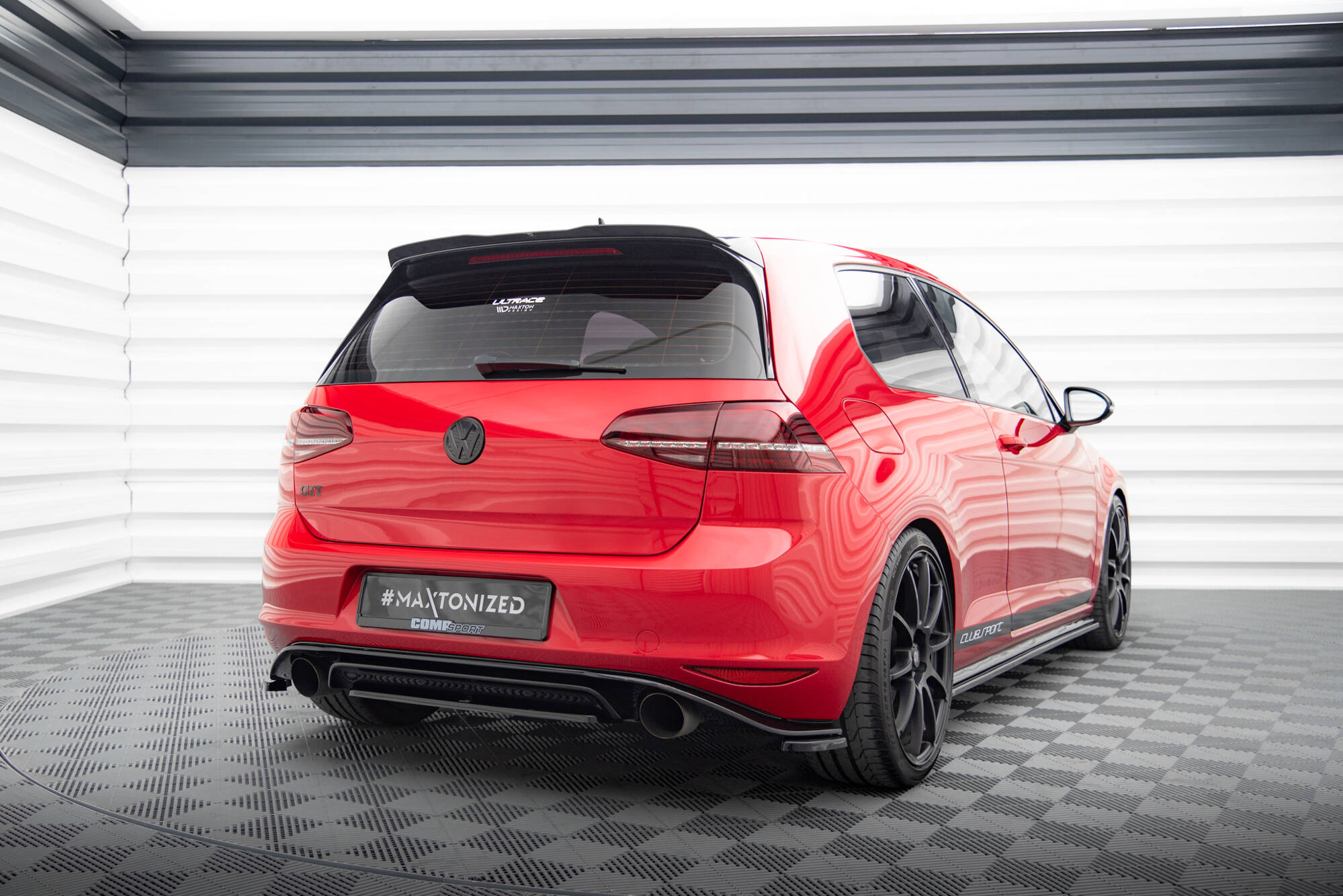 Central Rear Splitter VW Golf GTI Mk7 Clubsport