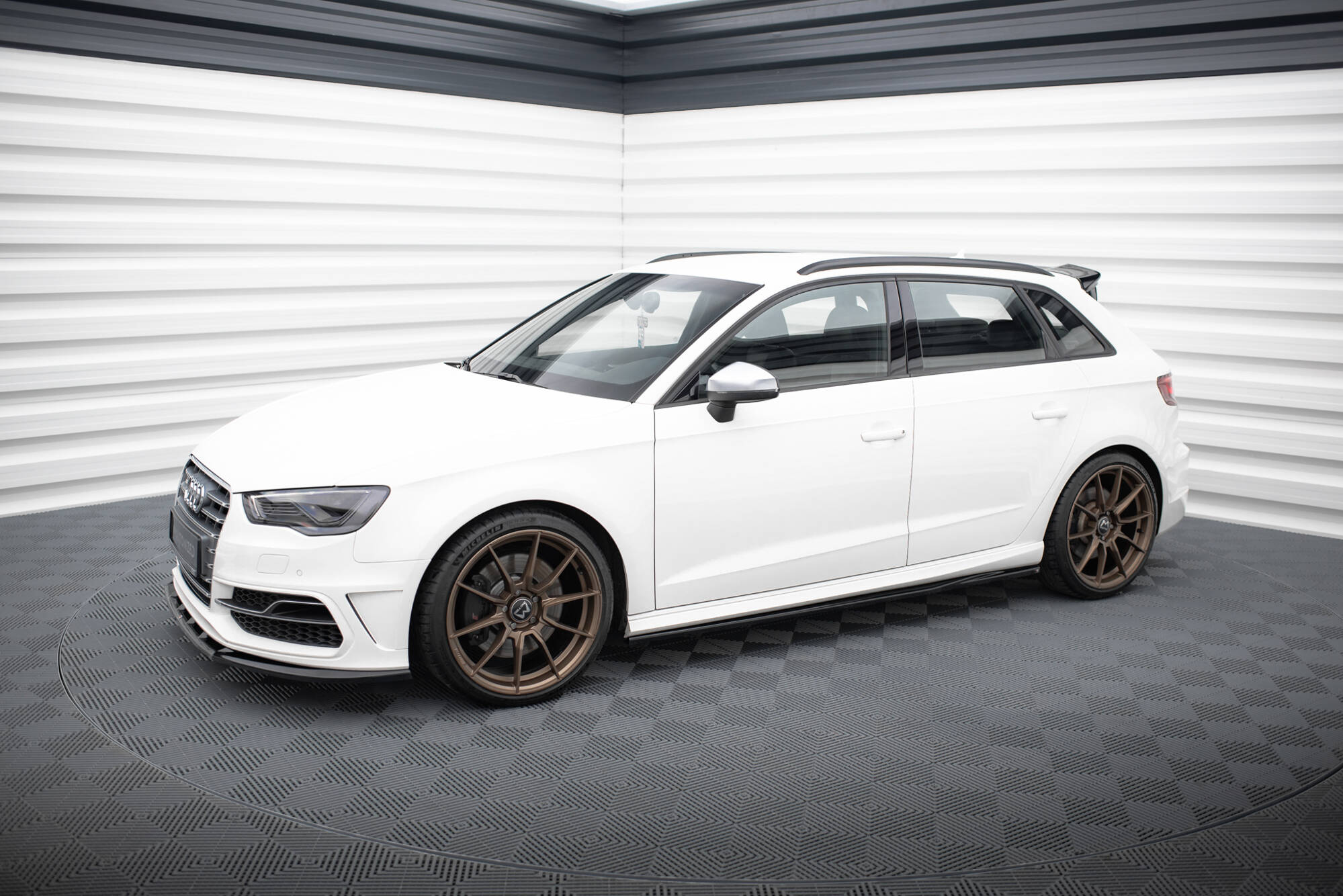 Side Skirts Diffusers Audi S3 / A3 S-Line Sportback 8V - 2