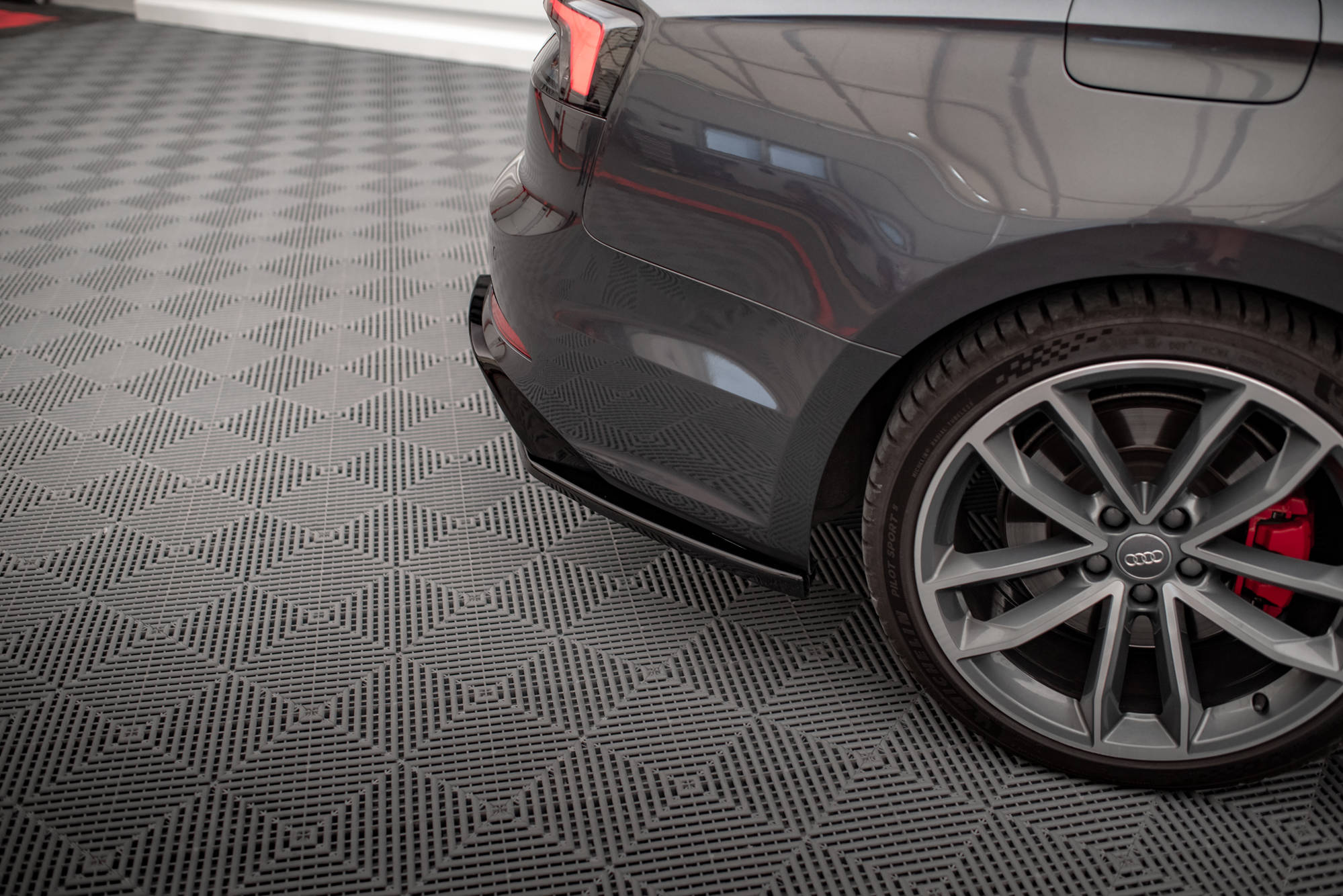 Rear Side Splitters Audi S5 Coupe / Sportback F5 - 5