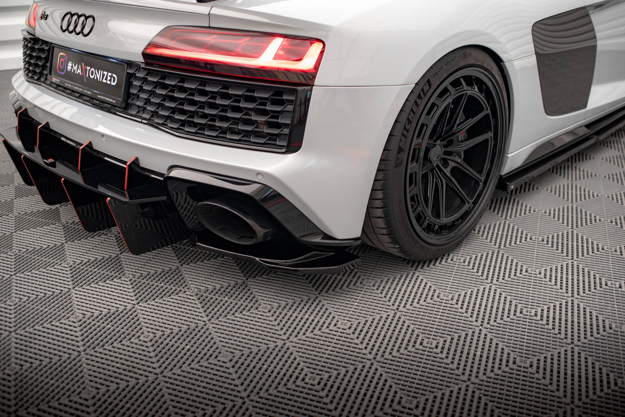 Rear Side Splitters Audi R8 Mk2 Facelift - 5