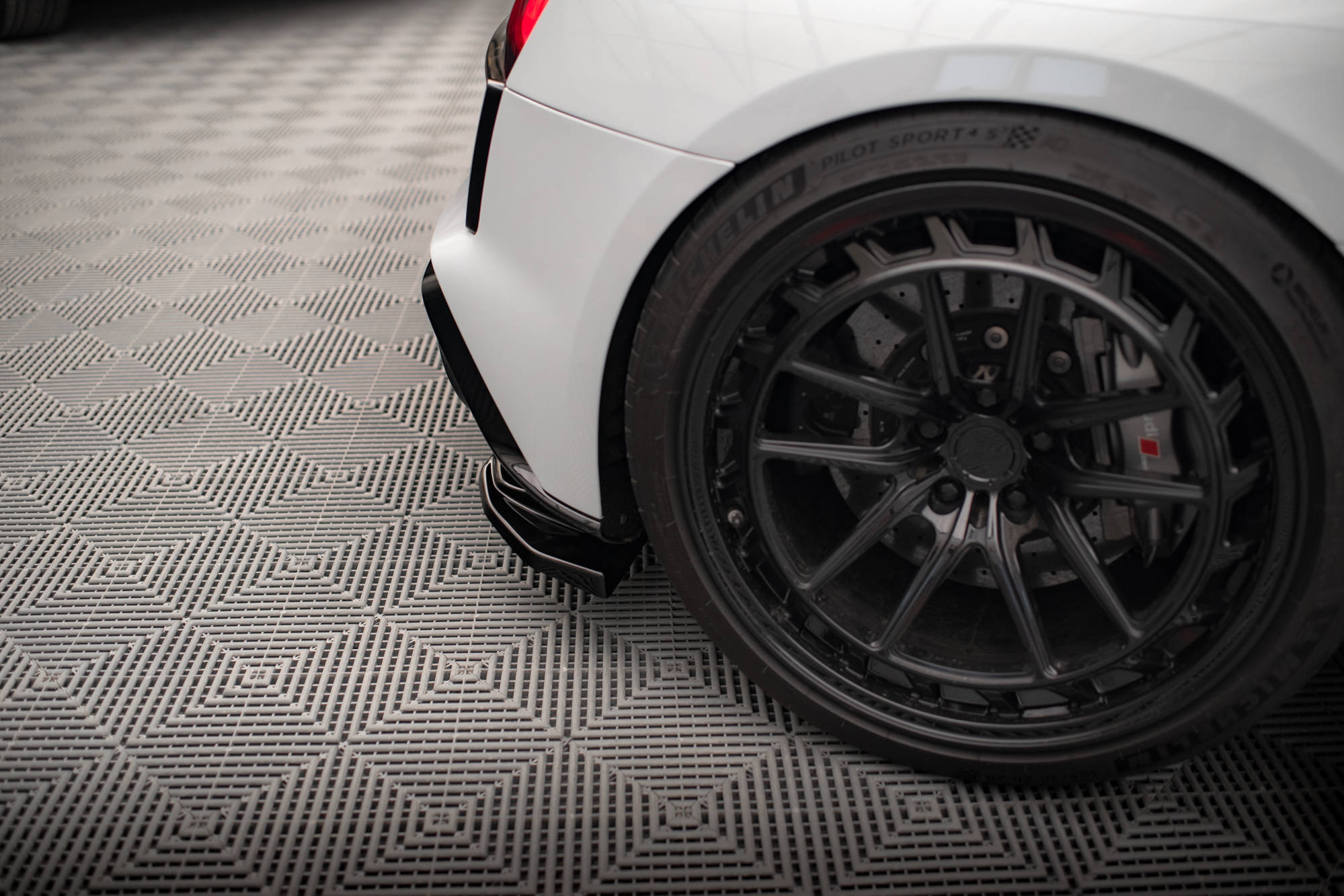 Rear Side Splitters Audi R8 Mk2 Facelift - 3