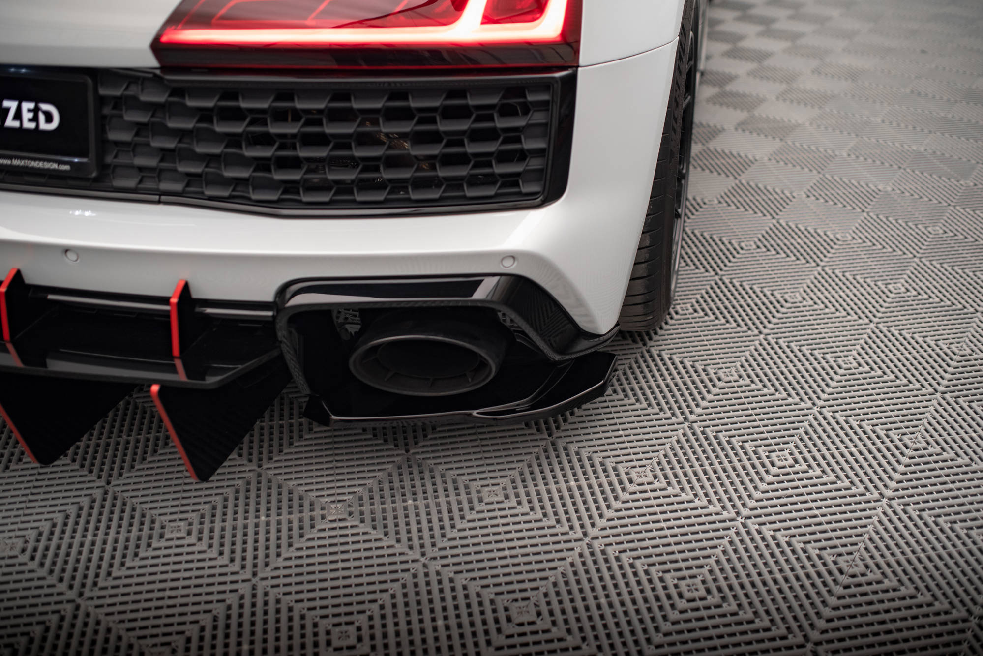 Rear Side Splitters Audi R8 Mk2 Facelift - 4