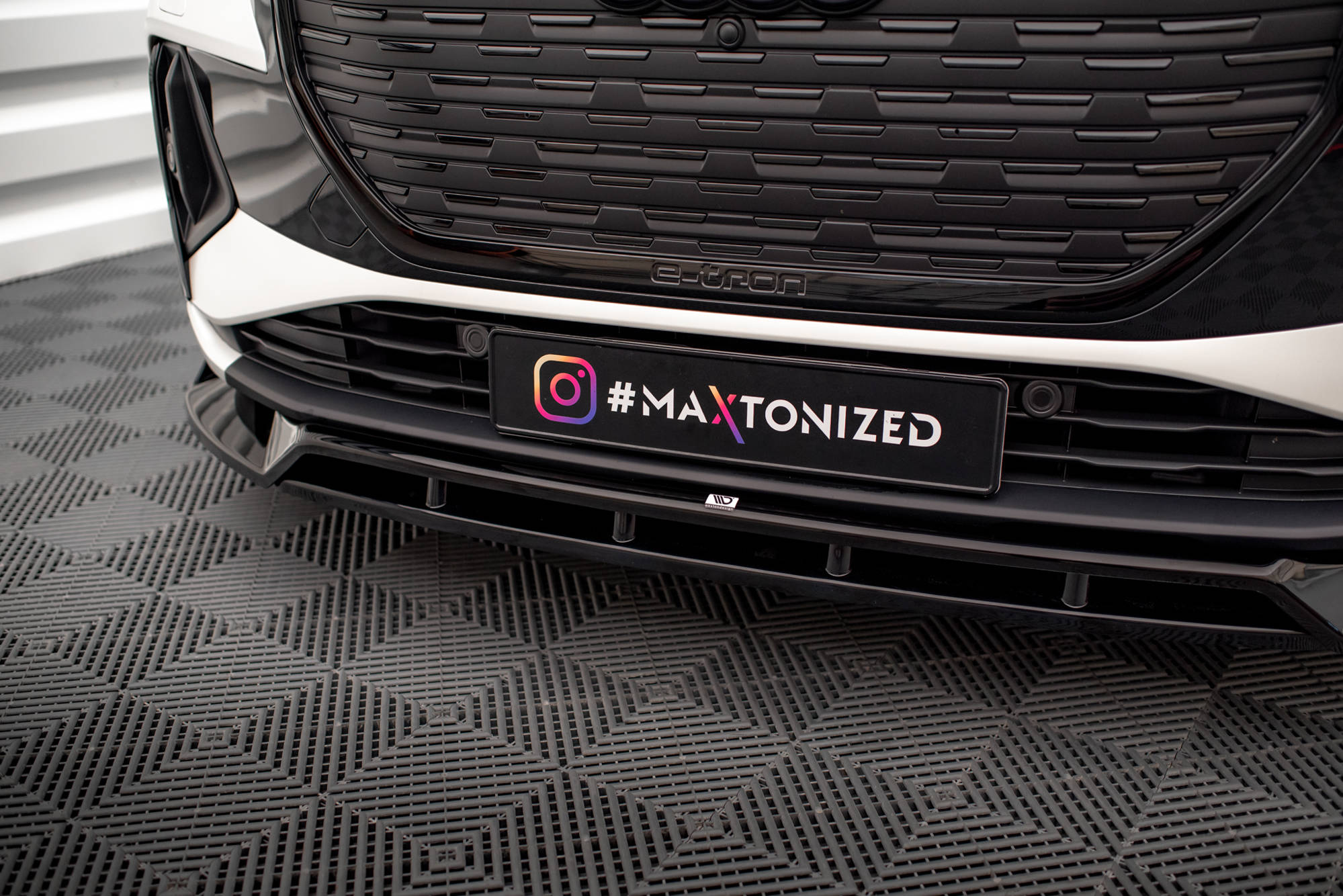 Front Splitter V.2 Audi Q4 e-Tron Sportback Mk1 - 3