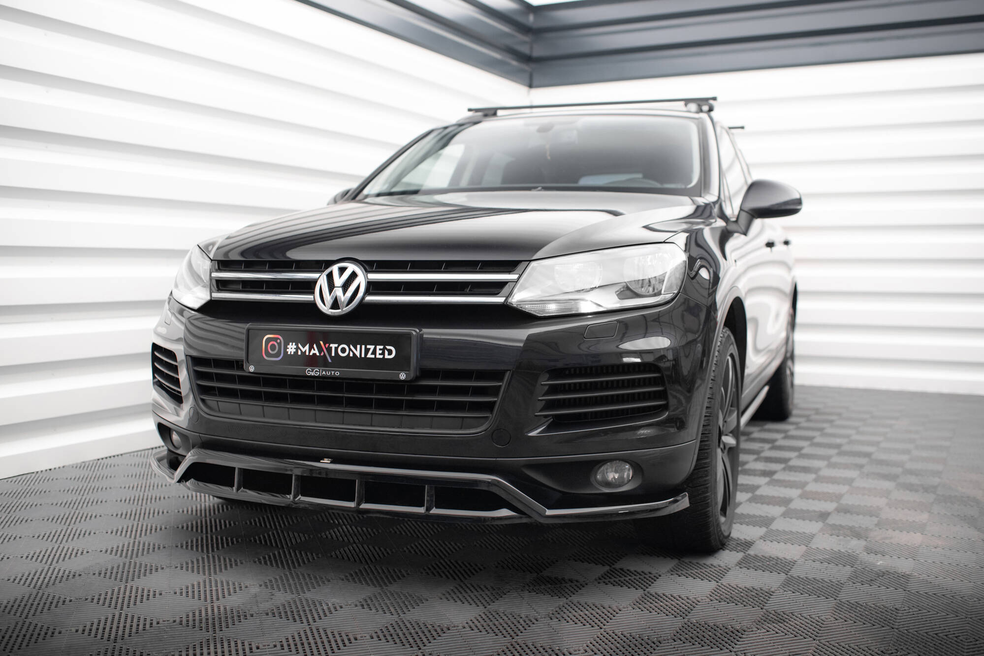 Front Splitter Volkswagen Touareg Mk2 - 3