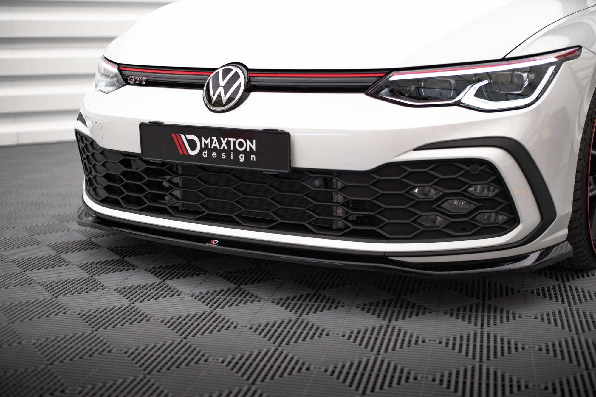 Front Splitter V.7 Volkswagen Golf GTI / GTE / R-Line Mk8 - 3