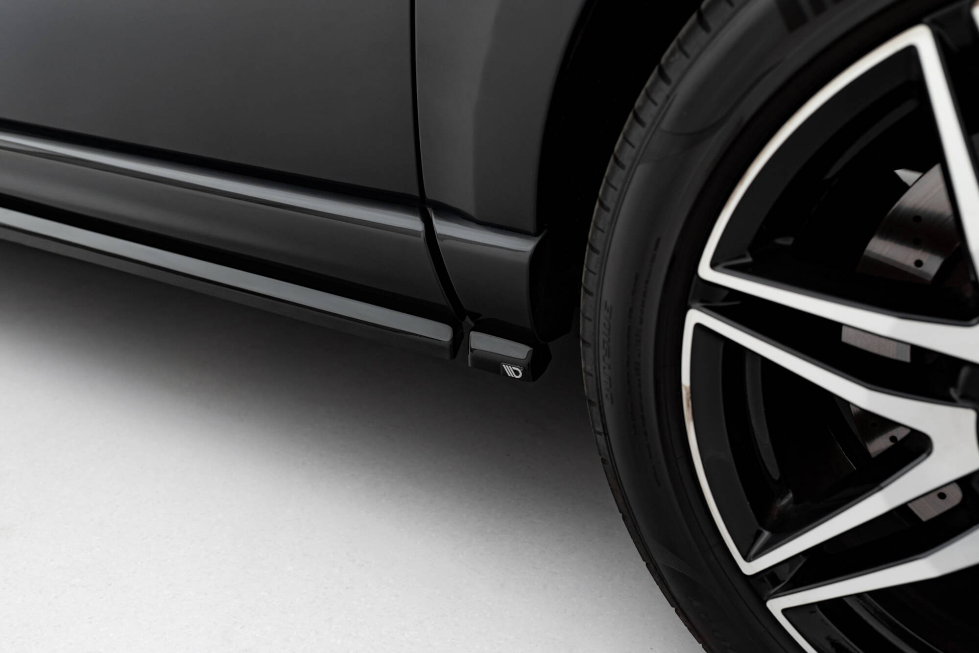 SIDE SKIRTS DIFFUSERS SUITABLE FOR MERCEDES-BENZ V-CLASS LONG AMG-LINE W447 – MAXTON DESIGN - 2