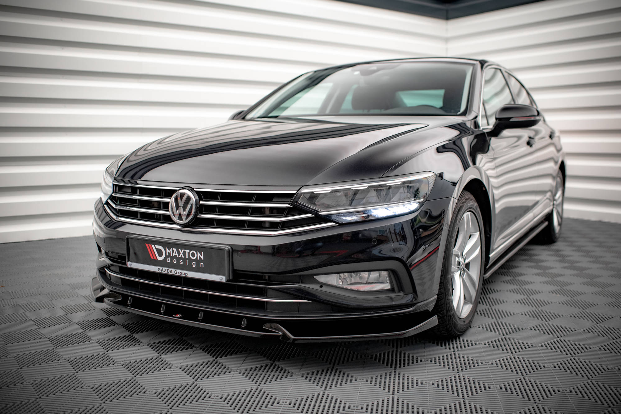 Front Splitter V.2 VW Passat B8 Facelift - 4