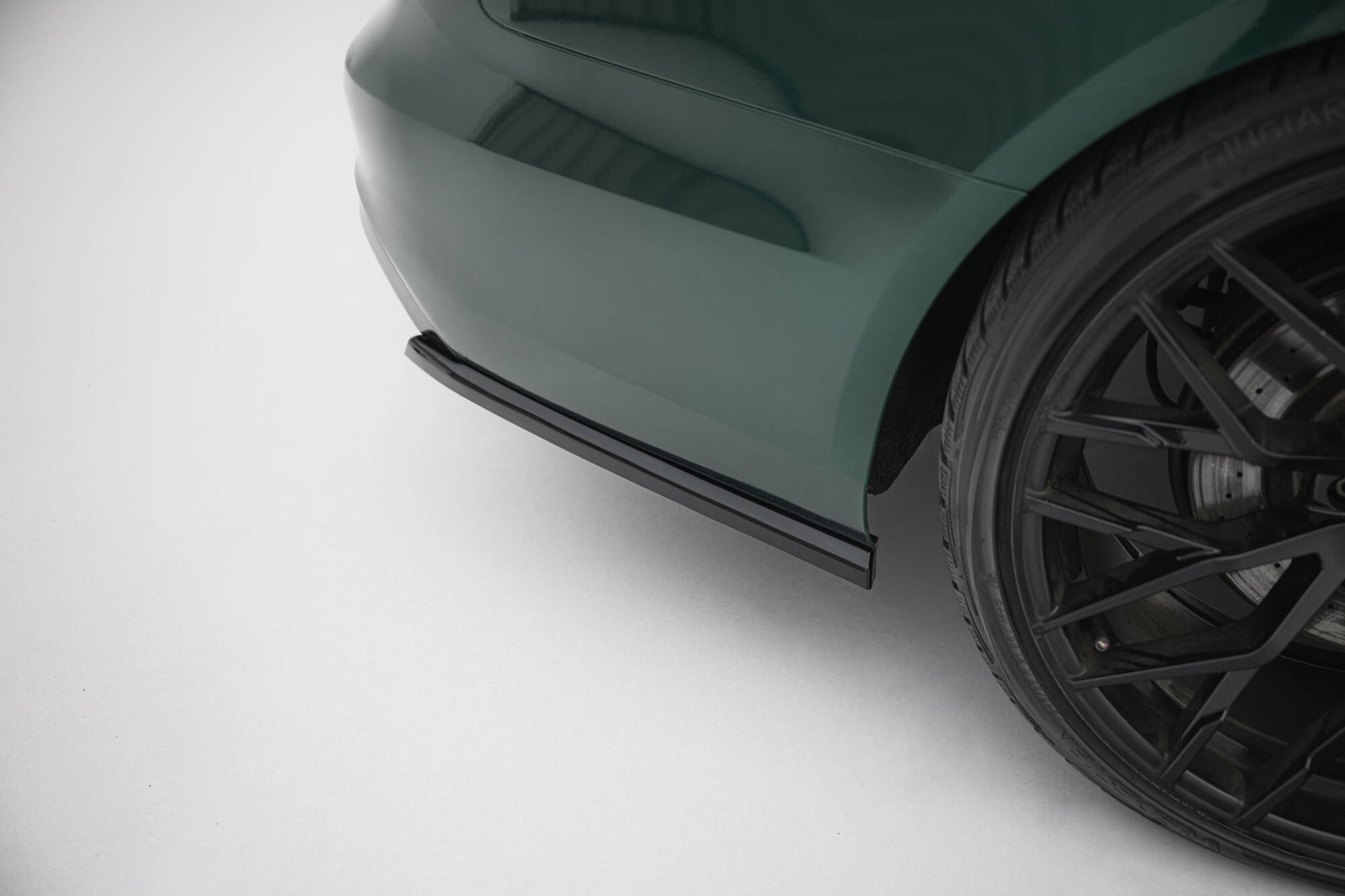 REAR SIDE SPLITTERS V.3 SUITABLE FOR AUDI A6 S-LINE AVANT C7 – MAXTON DESIGN - 3