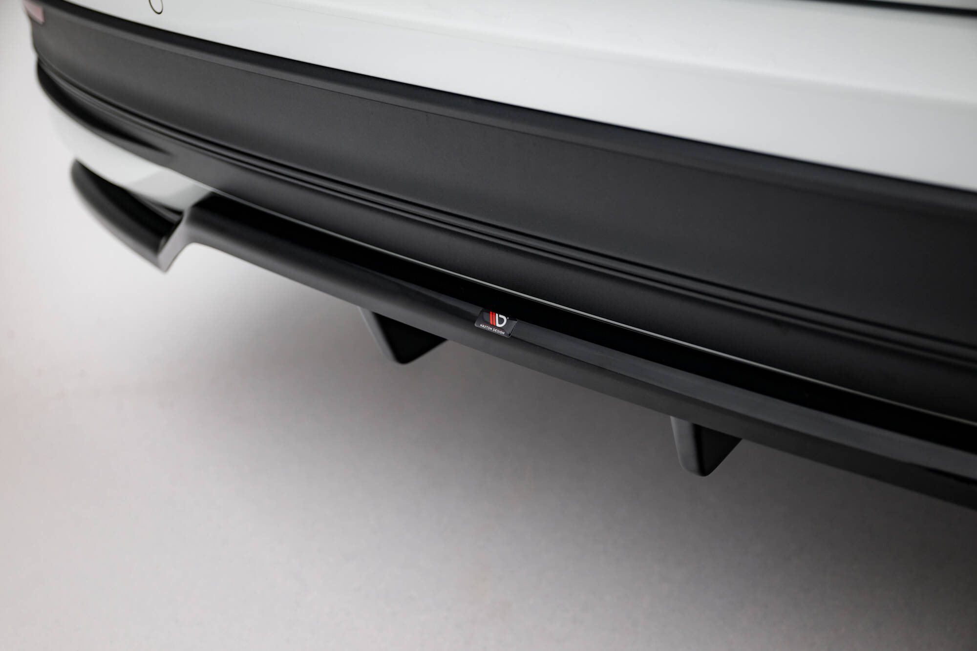 REAR SPLITTER (WITH VERTICAL BARS) SUITABLE FOR VOLKSWAGEN PASSAT B9 – MAXTON DESIGN - 5