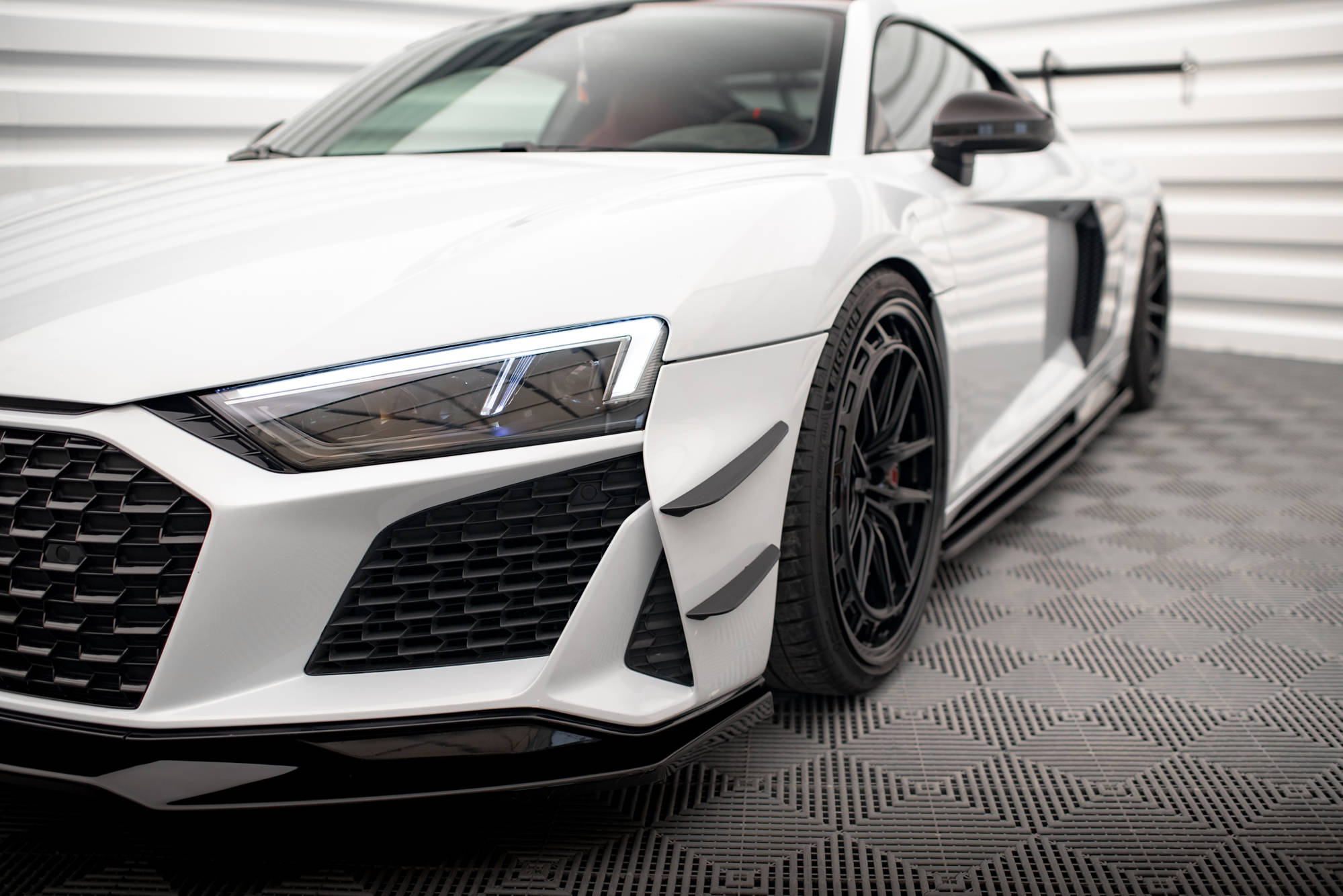 Front Bumper Wings (Canards) Audi R8 Mk2 Facelift - 7