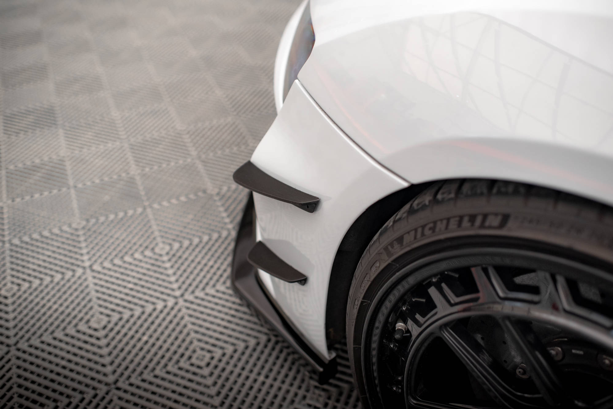 Front Bumper Wings (Canards) Audi R8 Mk2 Facelift - 5