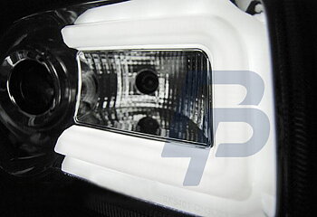 HEADLIGHTS CHRYSLER 300C 05-10 CHROME TUBE LIGHT