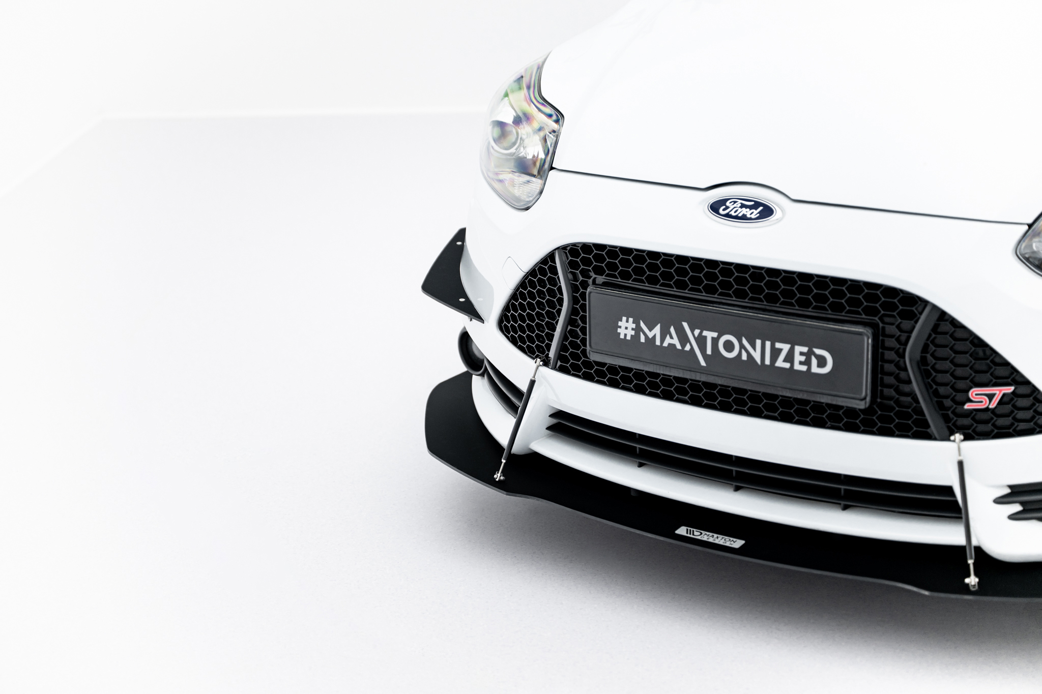 RACING FRONTLÄPP V.1 TILL FORD FOCUS ST MK3 – MAXTON DESIGN - 2