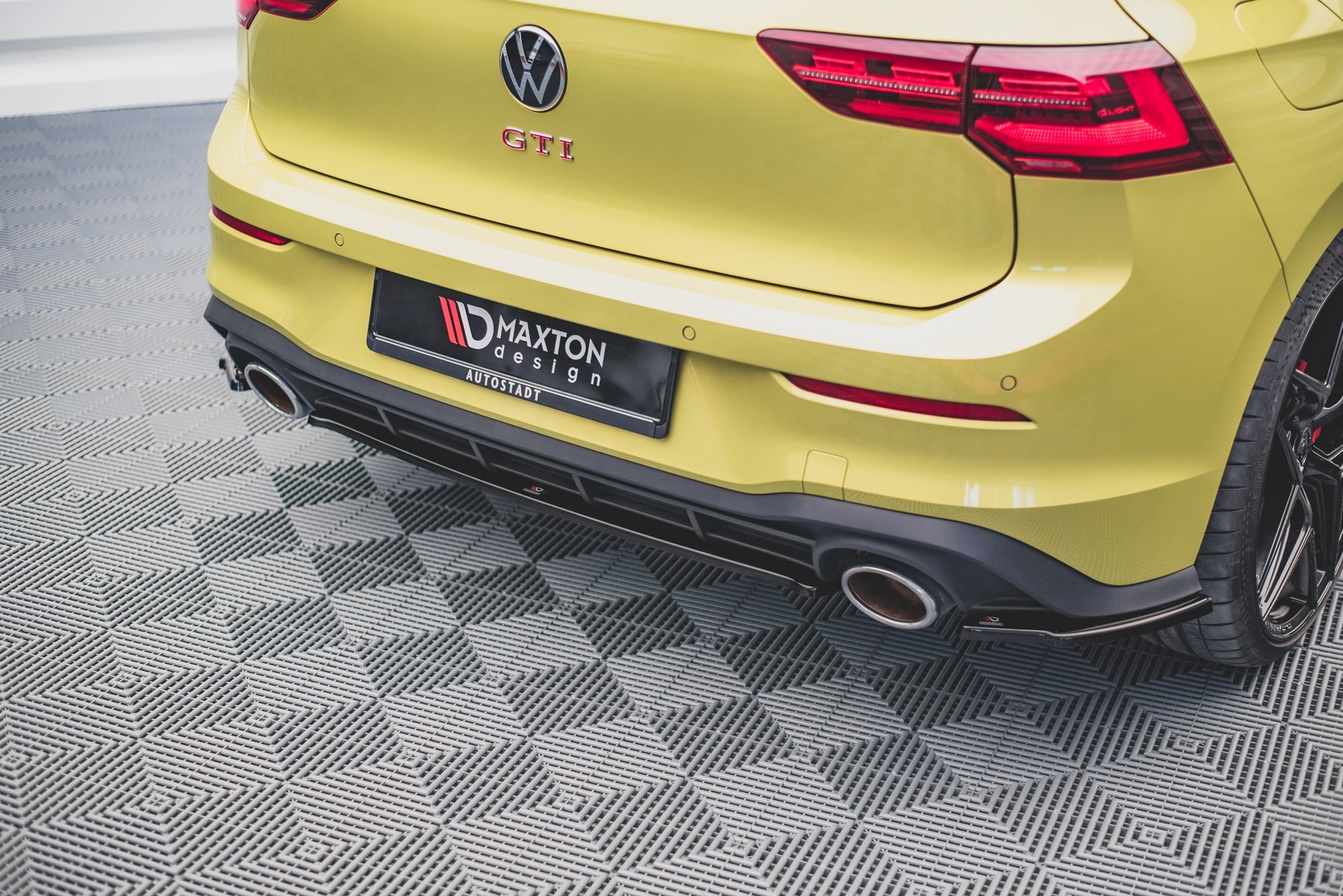 Central Rear Splitter VW Golf 8 GTI Clubsport (2020-) - 3