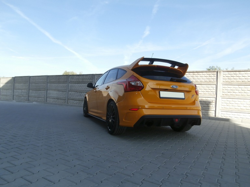 BAKRE STÖTFÅNGARE FORD FOCUS MK3 PREFACE (FOCUS RS - 3
