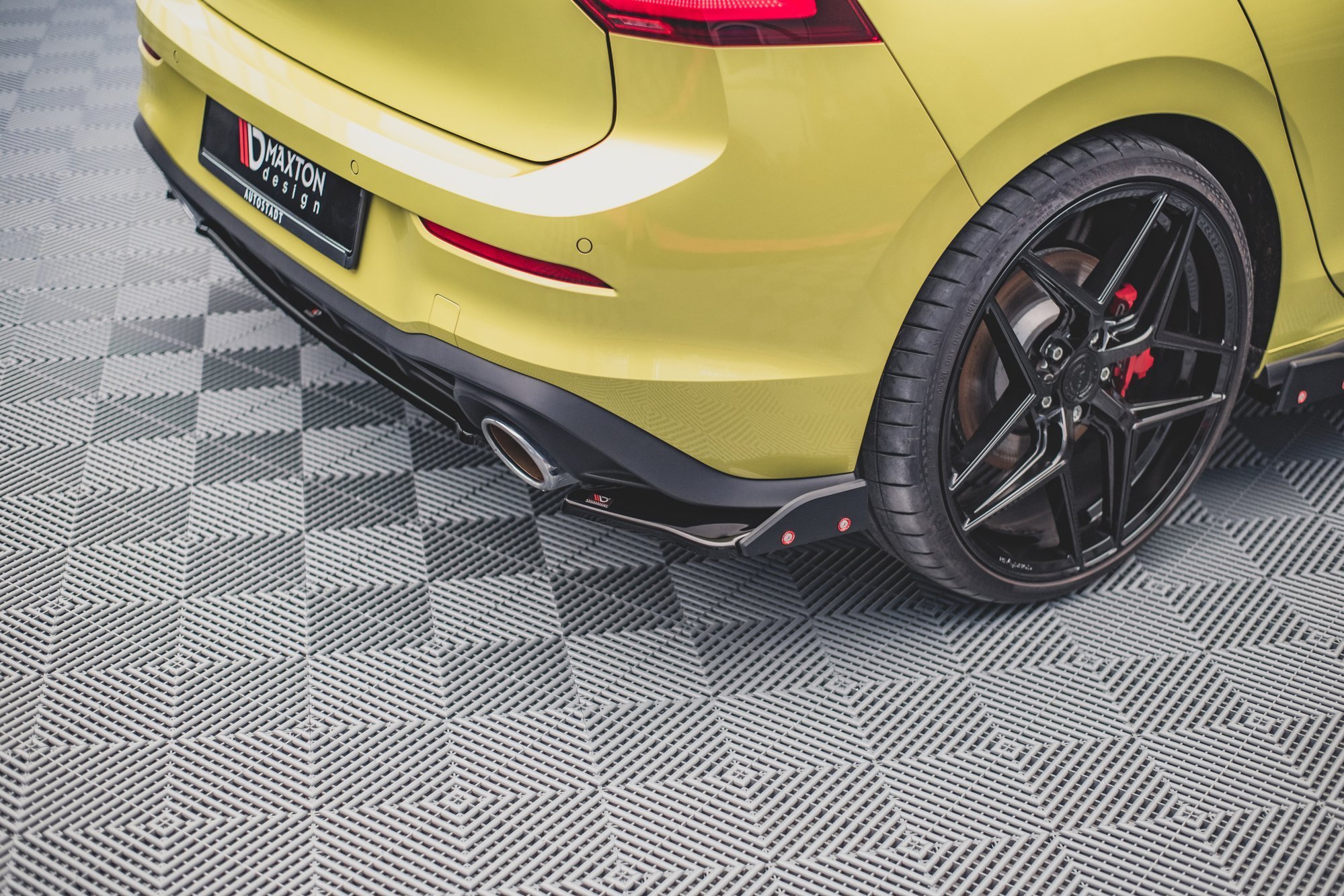 Rear Side Splitters V.1 + Flaps VW Golf 8 GTI Clubsport - 2