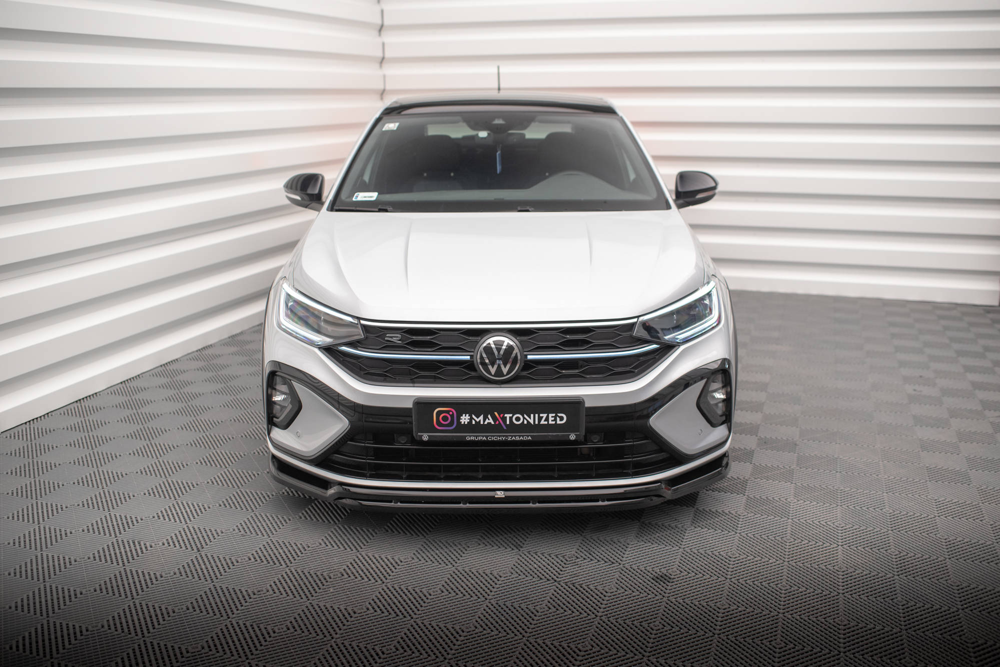 Front Splitter VW Taigo R-Line Mk1 - 2