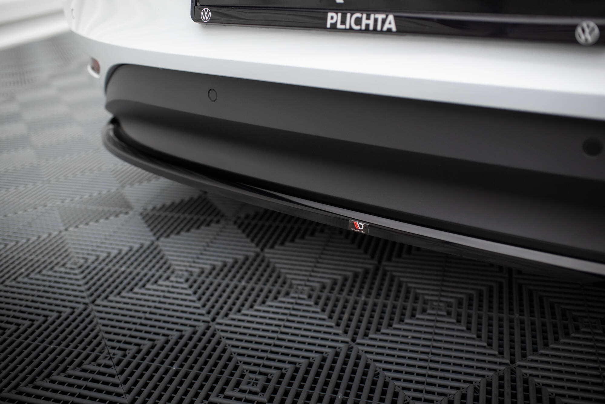 Central Rear Splitter Volkswagen ID.3 Mk1 - 3
