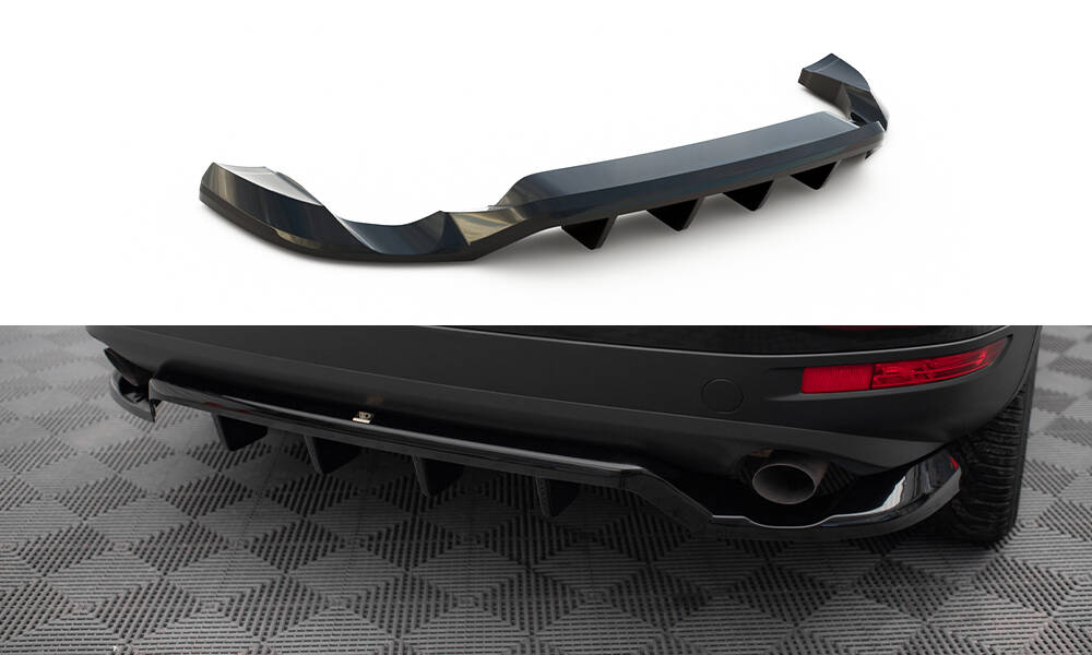 Central Rear Splitter (Vertical Bars) Volkswagen Touareg Mk2