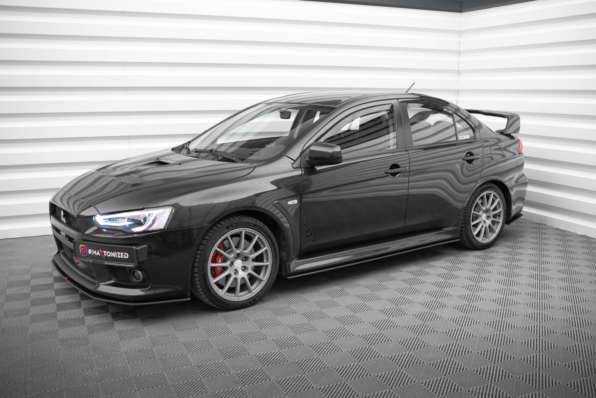STREET PRO SIDE SKIRTS DIFFUSERS SUITABLE FOR MITSUBISHI LANCER EVO X – MAXTON DESIGN