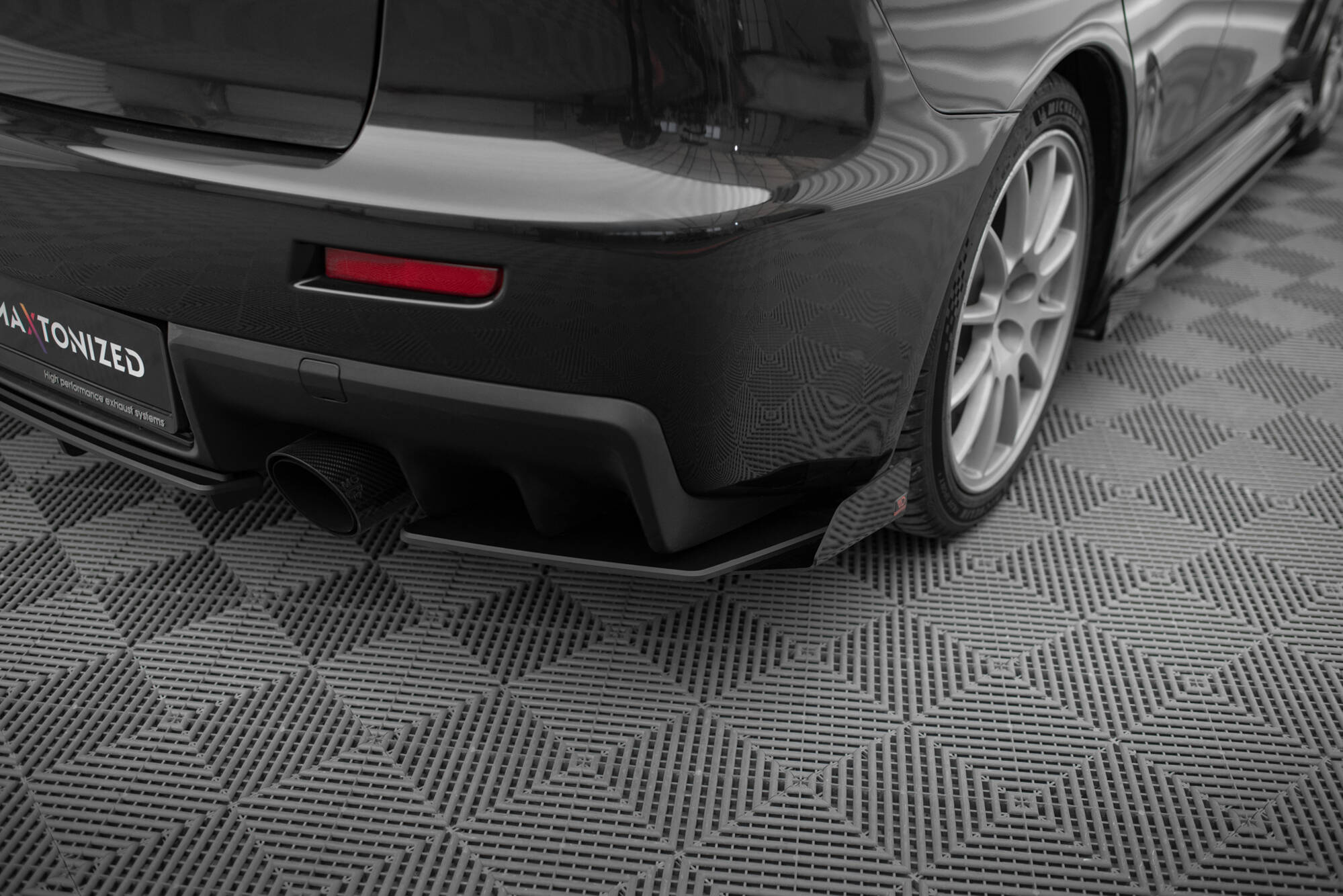 REAR SIDE FLAPS SUITABLE FOR MITSUBISHI LANCER EVO X – MAXTON DESIGN - 2