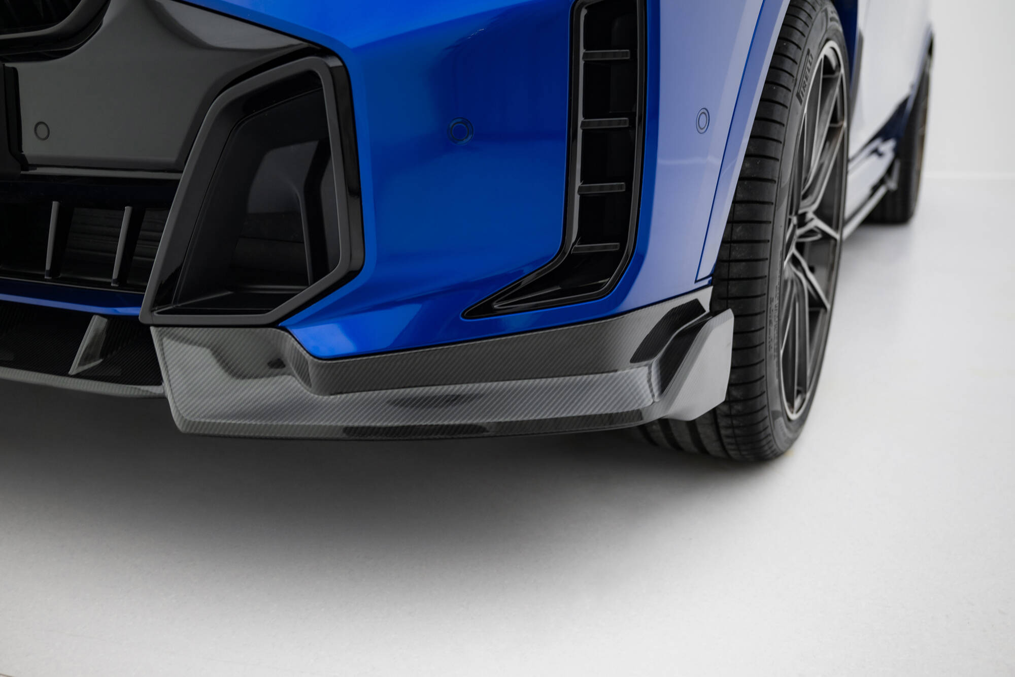PREPREG CARBON FIBER FRONT SPLITTER SUITABLE FOR BMW X5 M-PACK G05 FACELIFT – MAXTON DESIGN