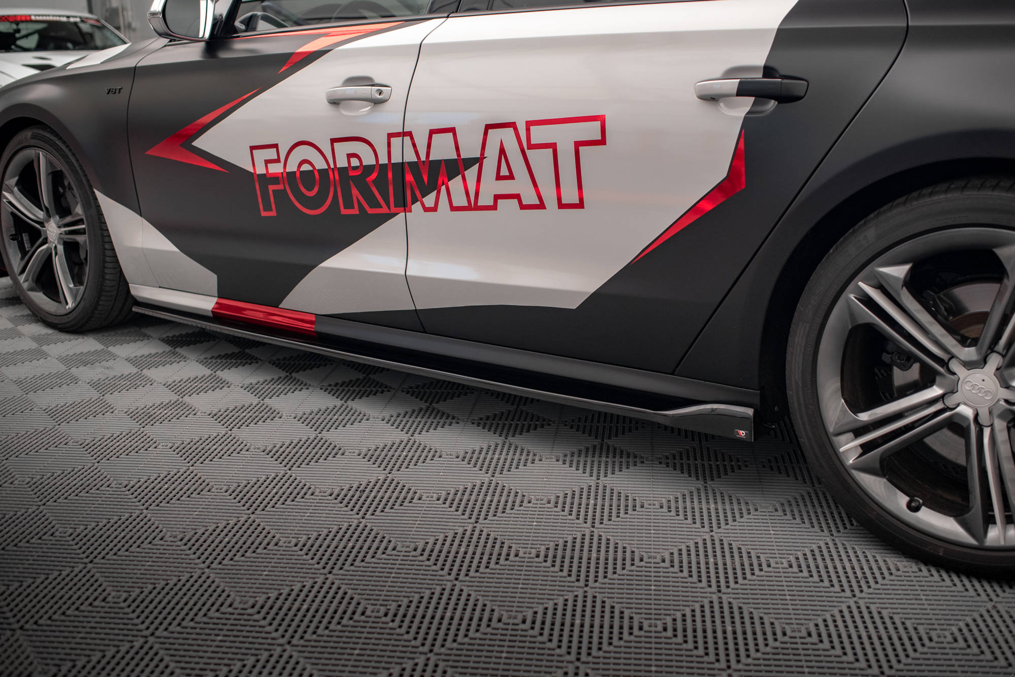 Side Skirts Diffusers V.2 Audi S8 D4 - 4