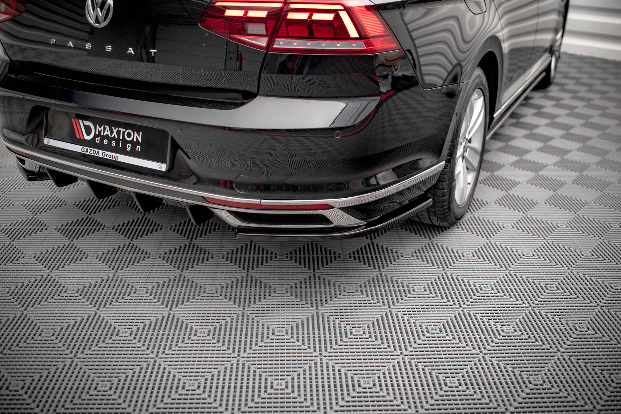 Rear Side Splitters VW Passat B8 Facelift - 4