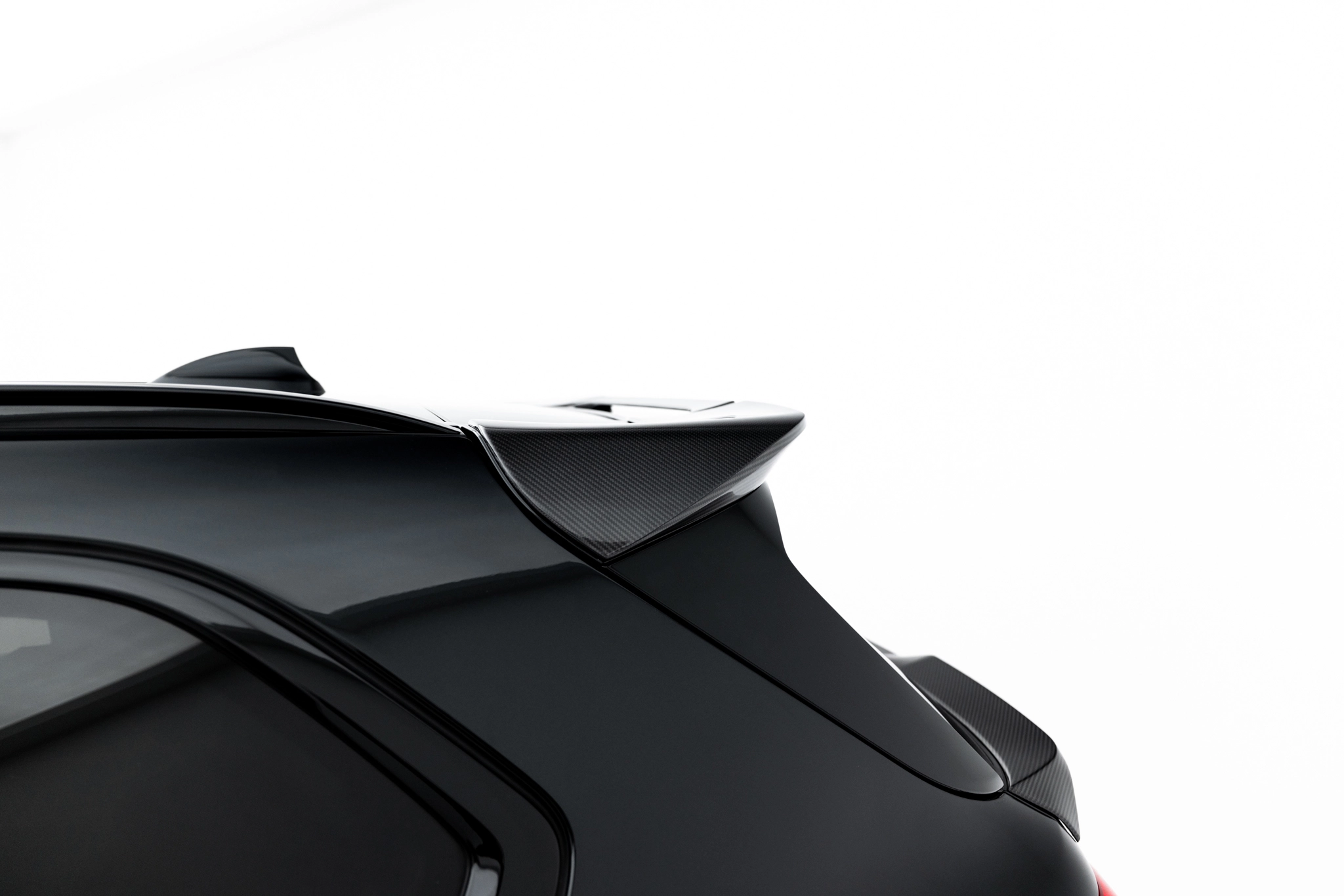 PREPREG CARBON FIBER TAILGATE SPOILER SUITABLE FOR BMW X5 M-PACK G05 – MAXTON DESIGN - 2
