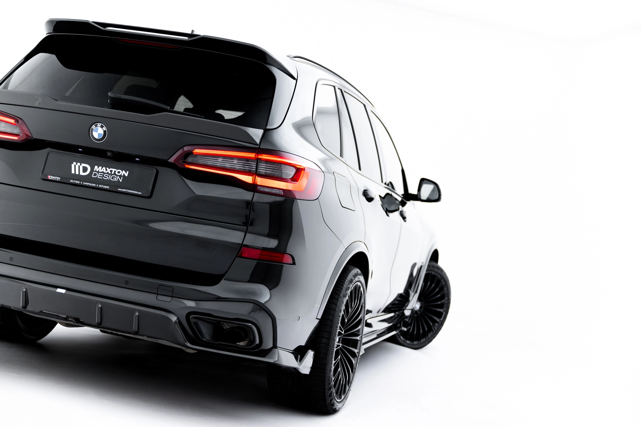 PREPREG CARBON FIBER REAR DIFFUSER SUITABLE FOR BMW X5 M-PACK G05 – MAXTON DESIGN - 2