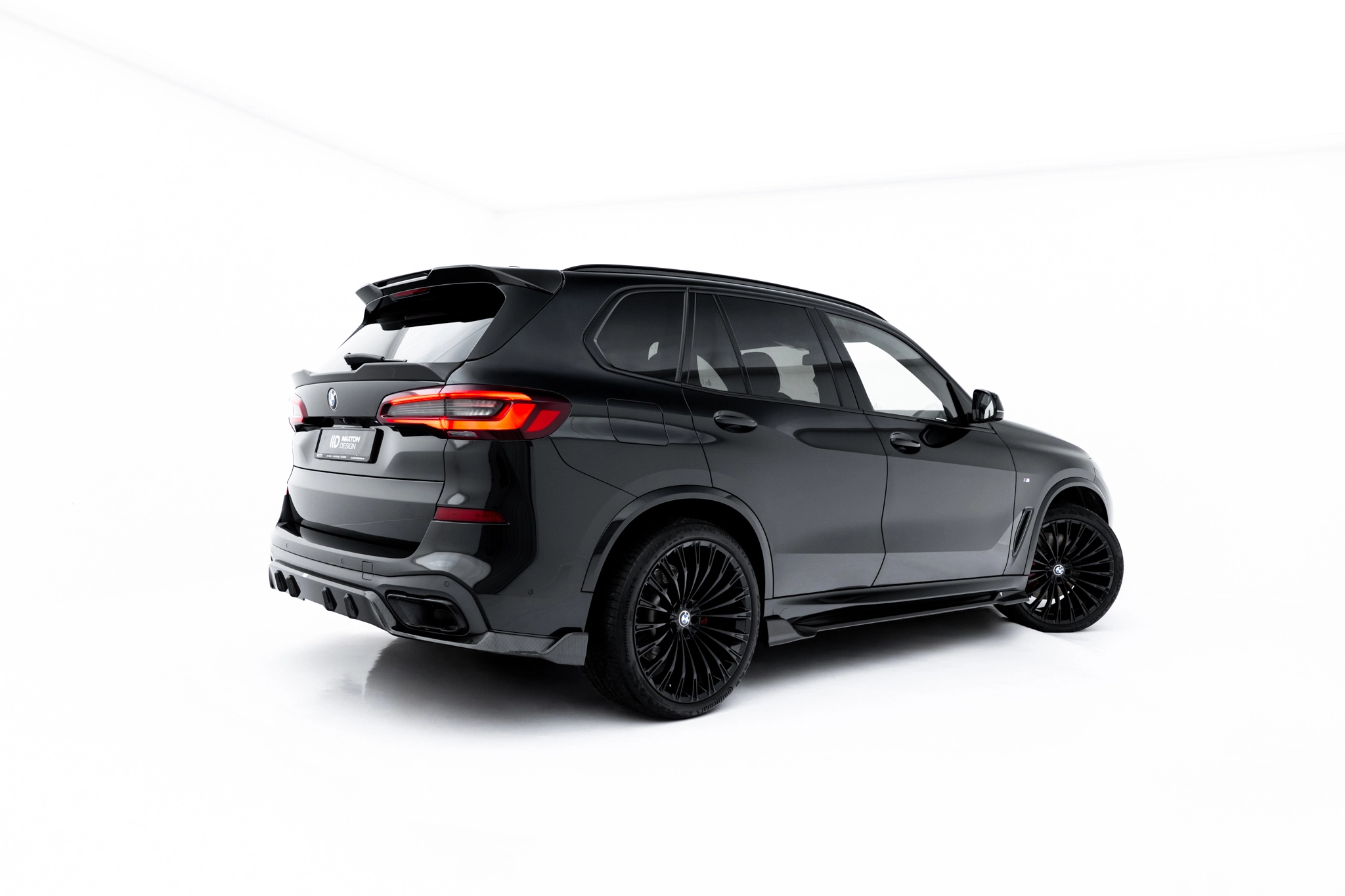 PREPREG CARBON FIBER SIDE SKIRTS SUITABLE FOR BMW X5 M-PACK G05 – MAXTON DESIGN