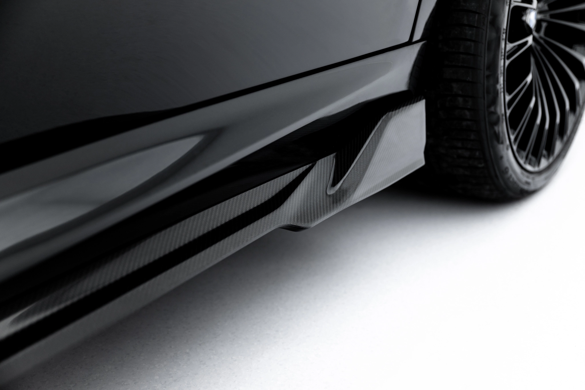 PREPREG CARBON FIBER SIDE SKIRTS SUITABLE FOR BMW X5 M-PACK G05 – MAXTON DESIGN - 2