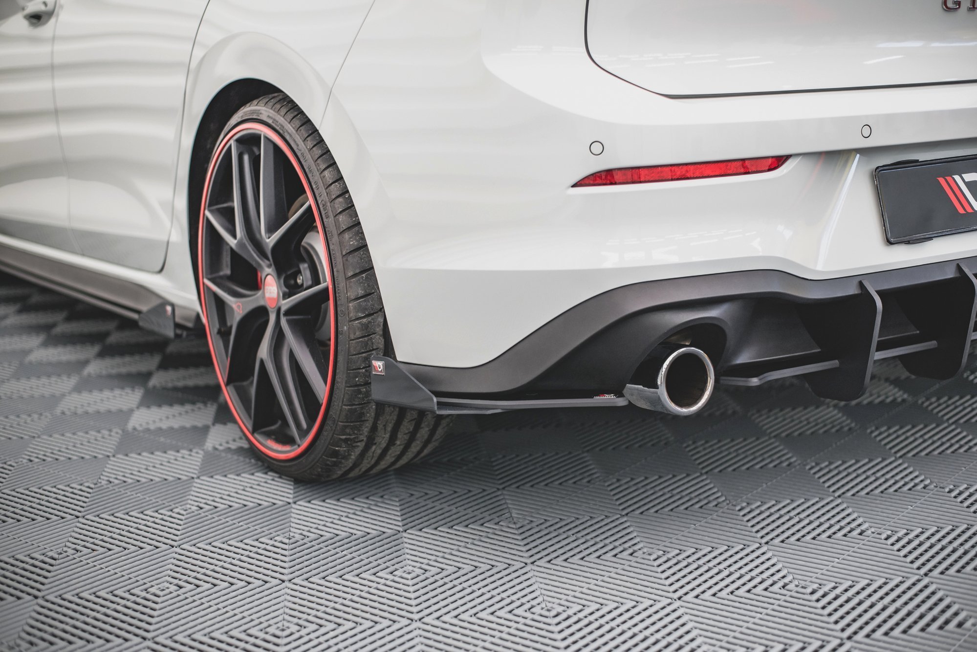 Rear Side Flaps Volkswagen Golf GTI / GTE Mk8 - 4