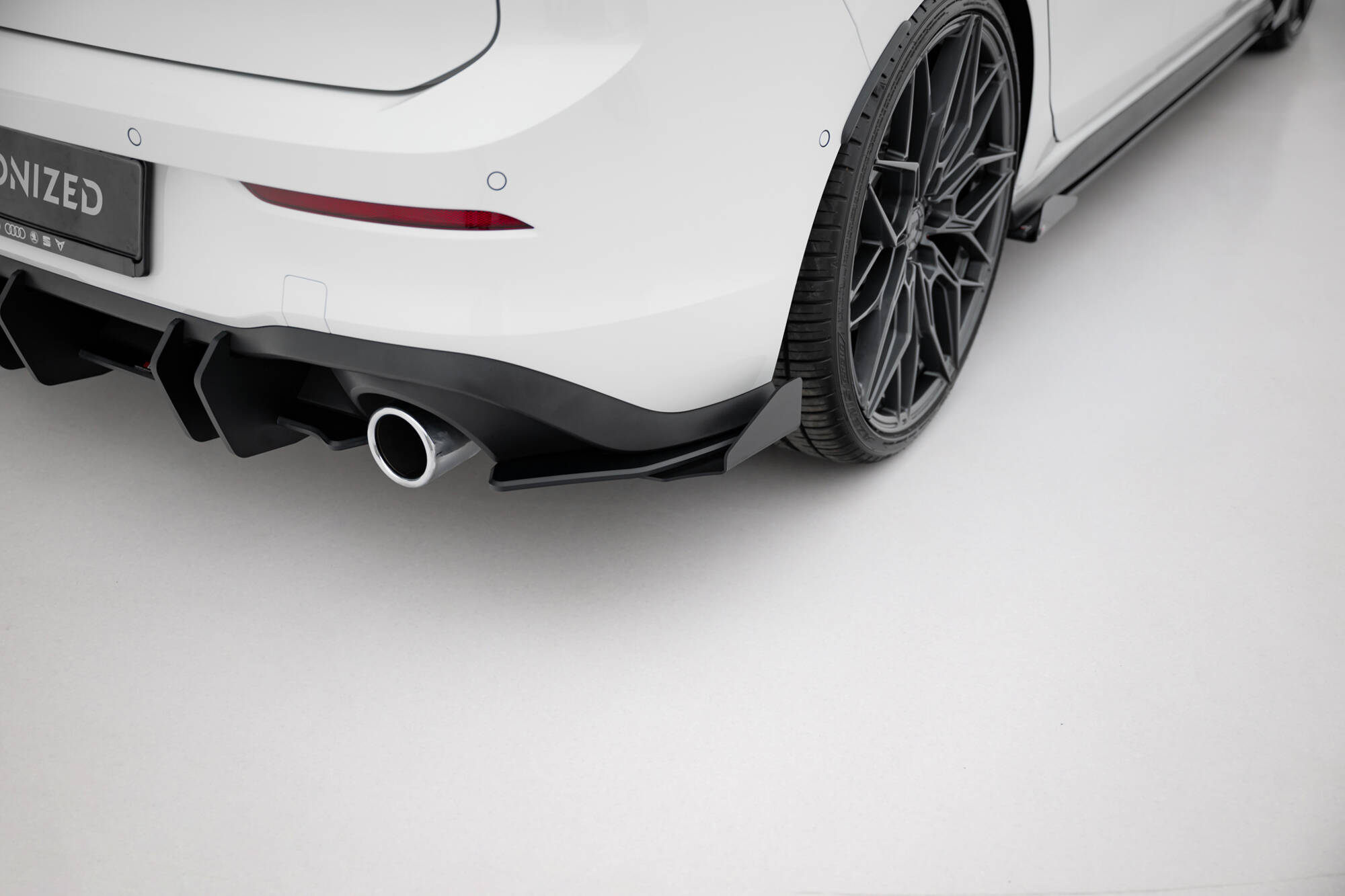 Rear Side Flaps Volkswagen Golf GTI / GTE Mk8 - 6