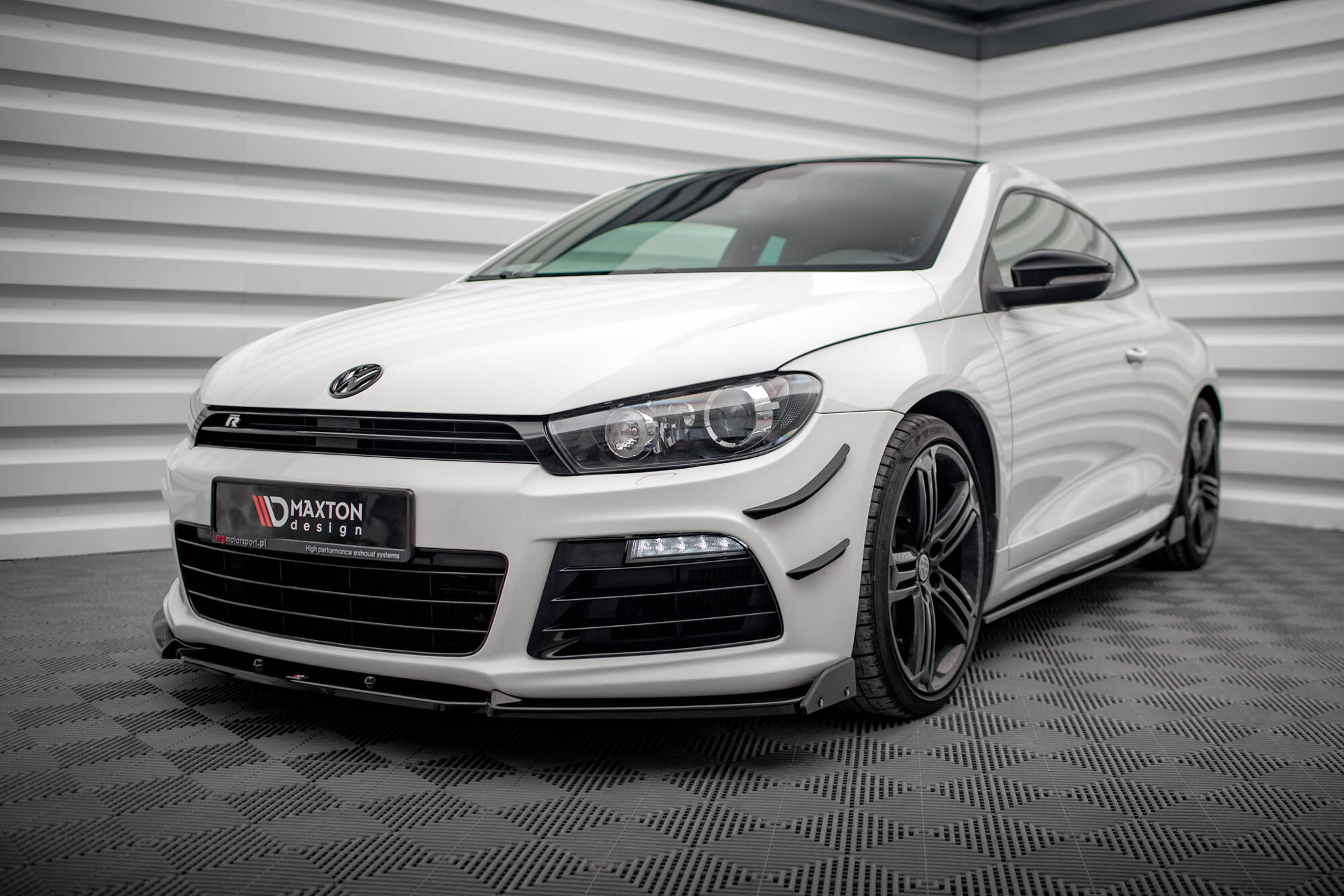 Front Splitter V.3 + Flaps Volkswagen Scirocco R Mk3 - 5