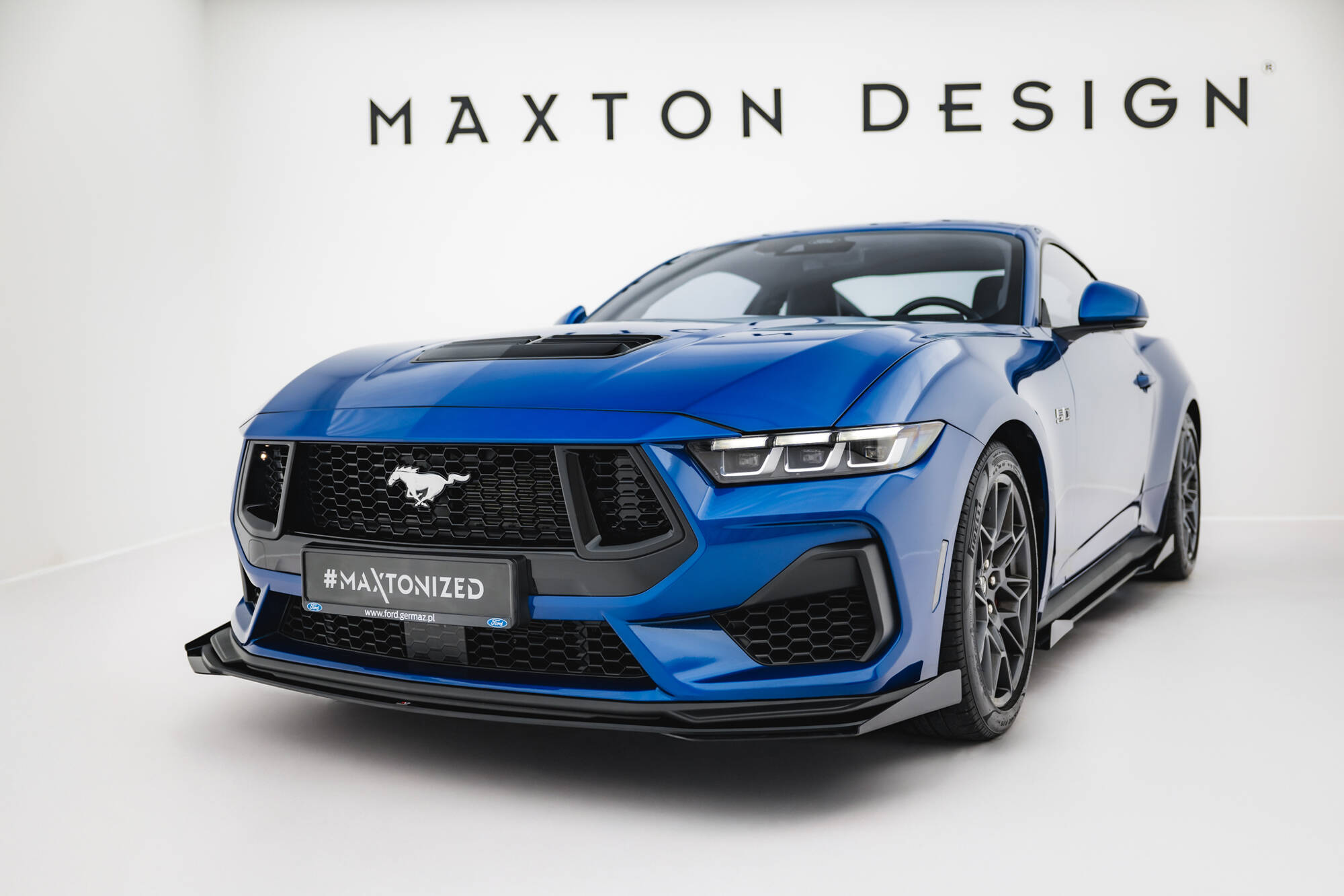 STREET PRO FRONT SPLITTER + FLAPS SUITABLE FOR FORD MUSTANG GT MK7 – MAXTON DESIGN - 4