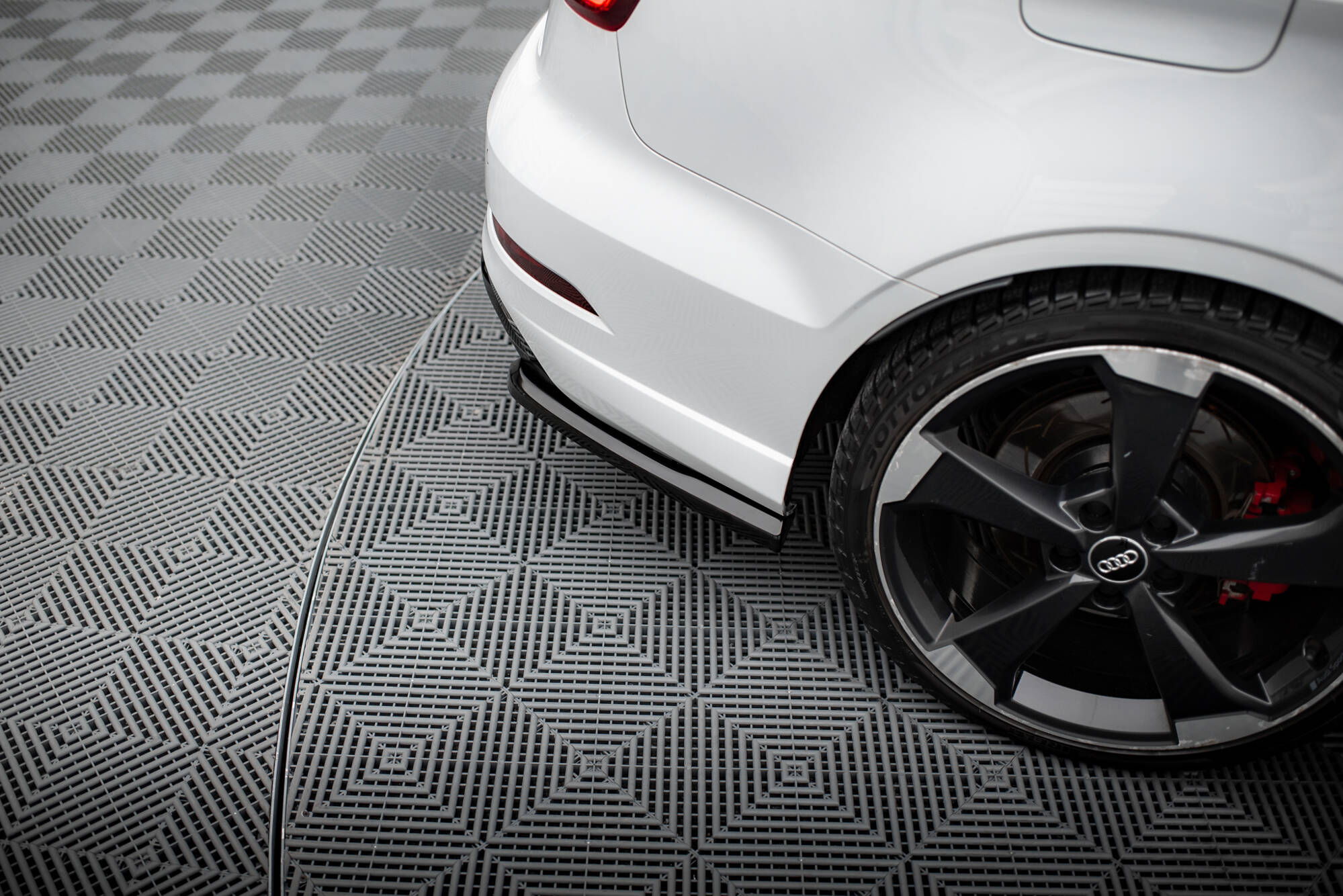 Rear Side Splitters V.2 Audi RS3 Sedan 8V Facelift - 4