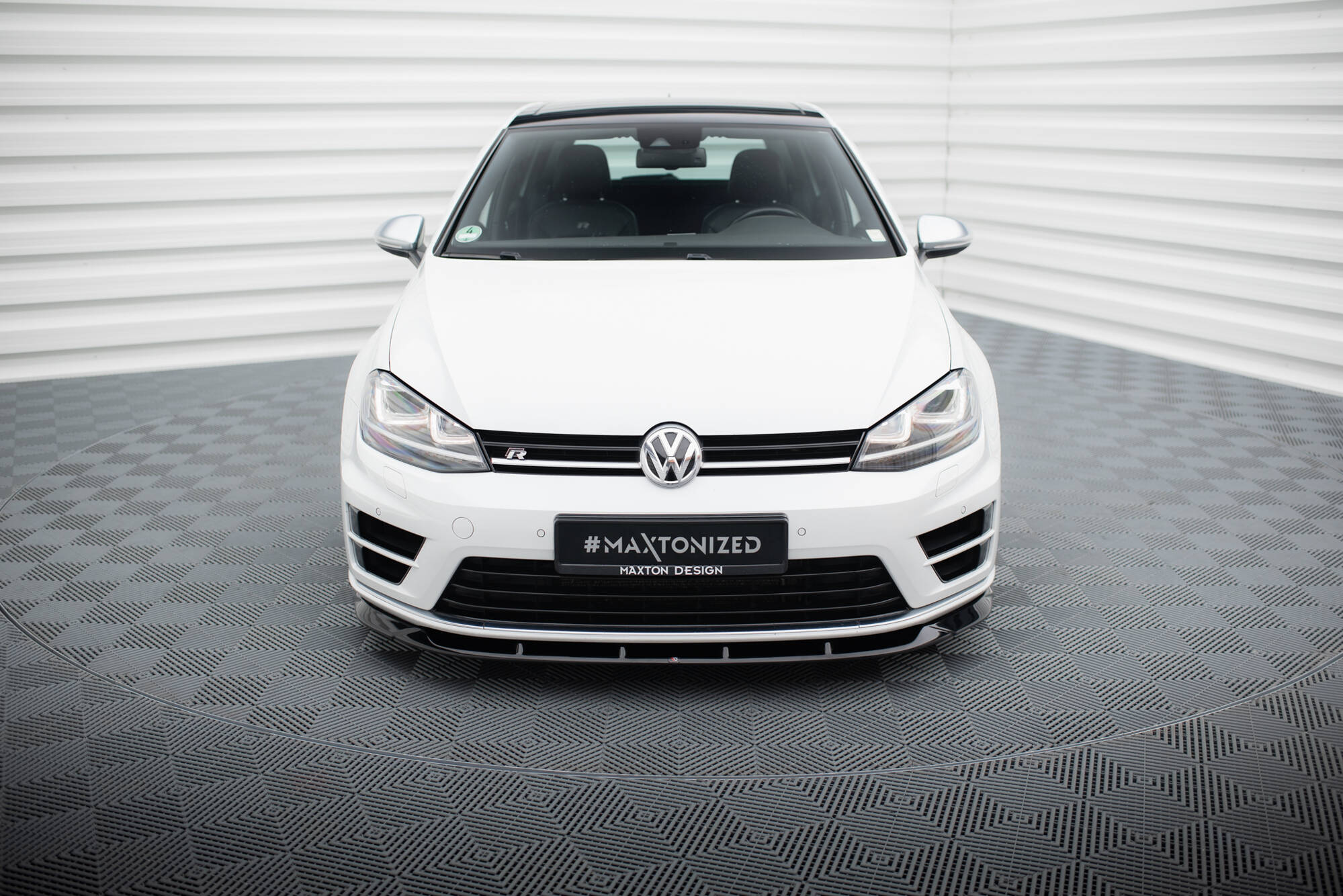 Front Splitter V.6 Volkswagen Golf R / R-Line Mk7 - 2