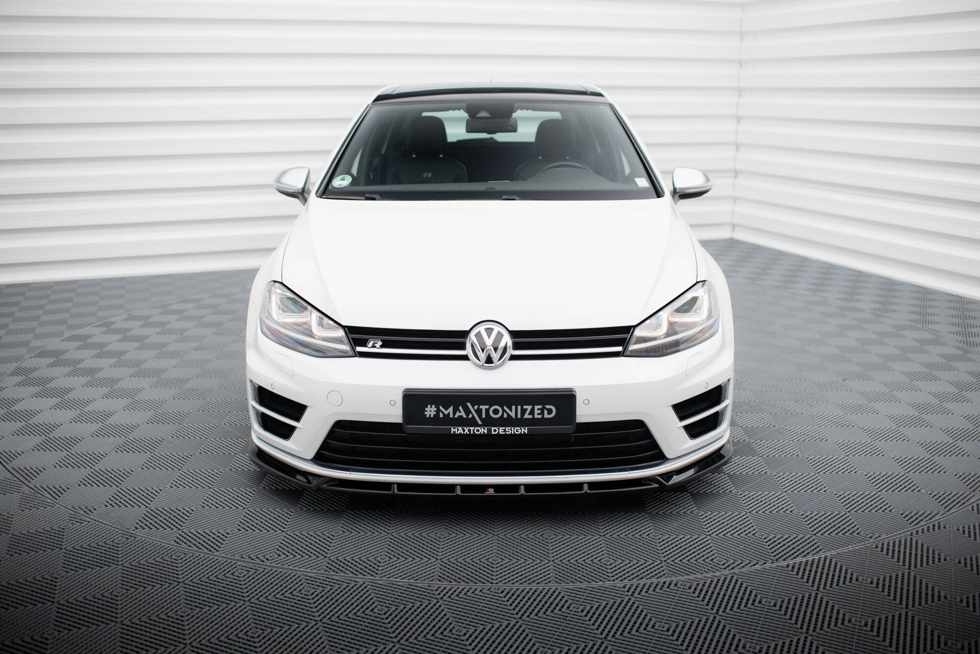 Front Splitter V.5 Volkswagen Golf R / R-Line Mk7 - 2